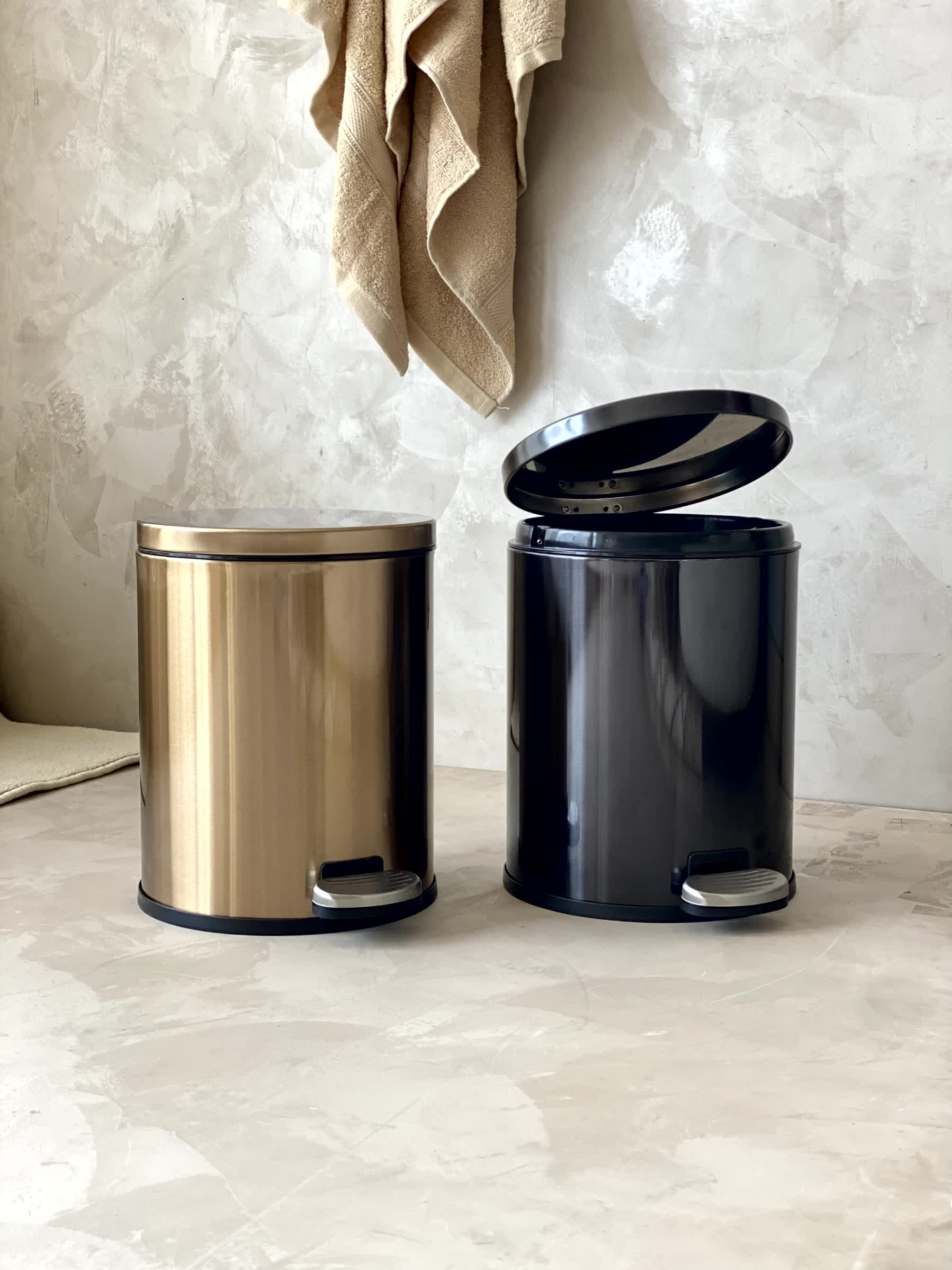 Helix Gold Dustbin - 6L