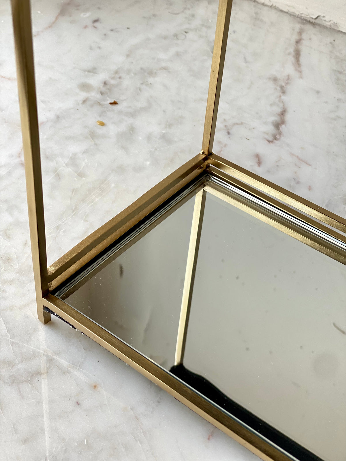 Milan Mirror Vanity Stand