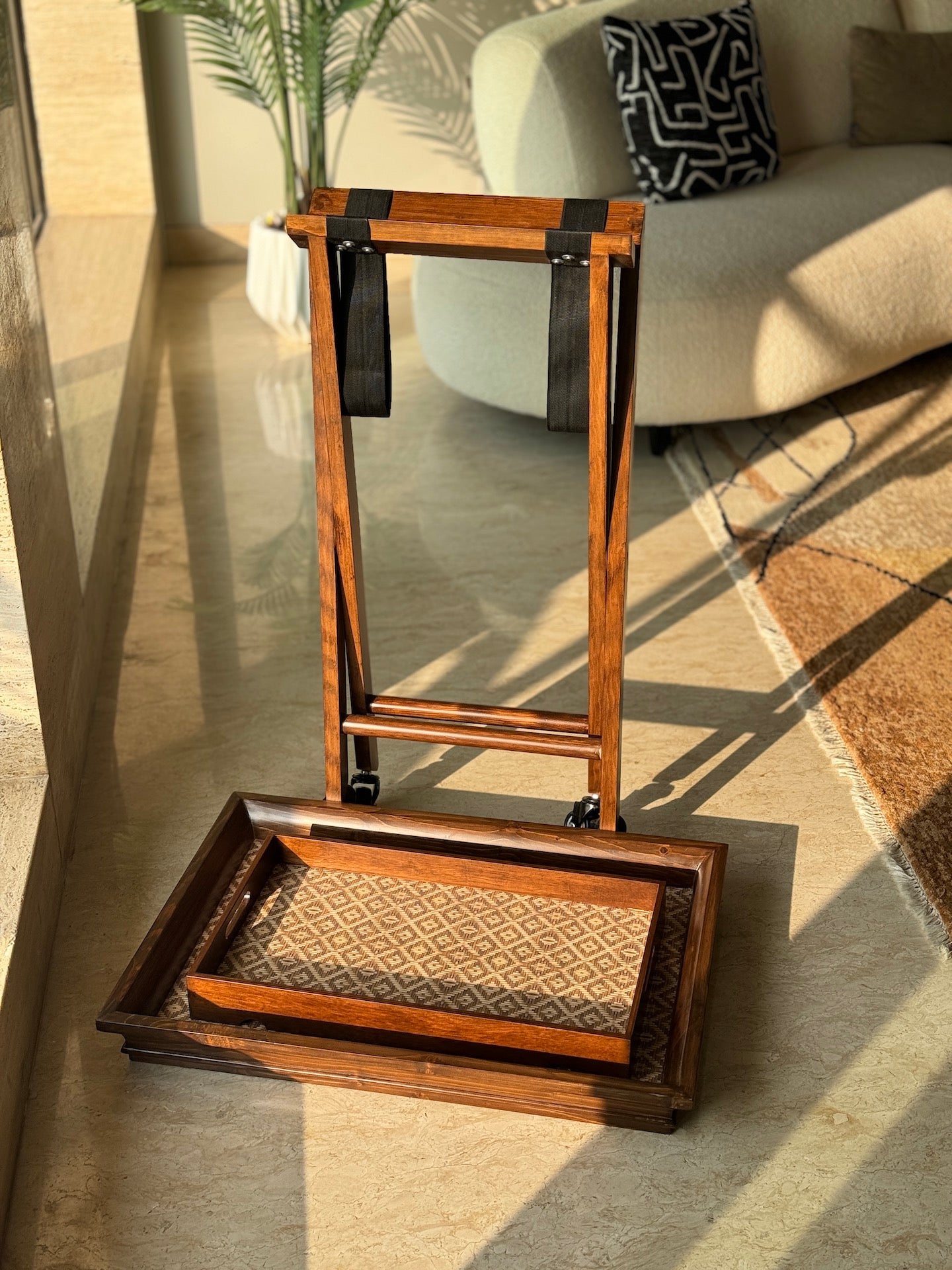 Mirage Brown Cane Handle Trolley