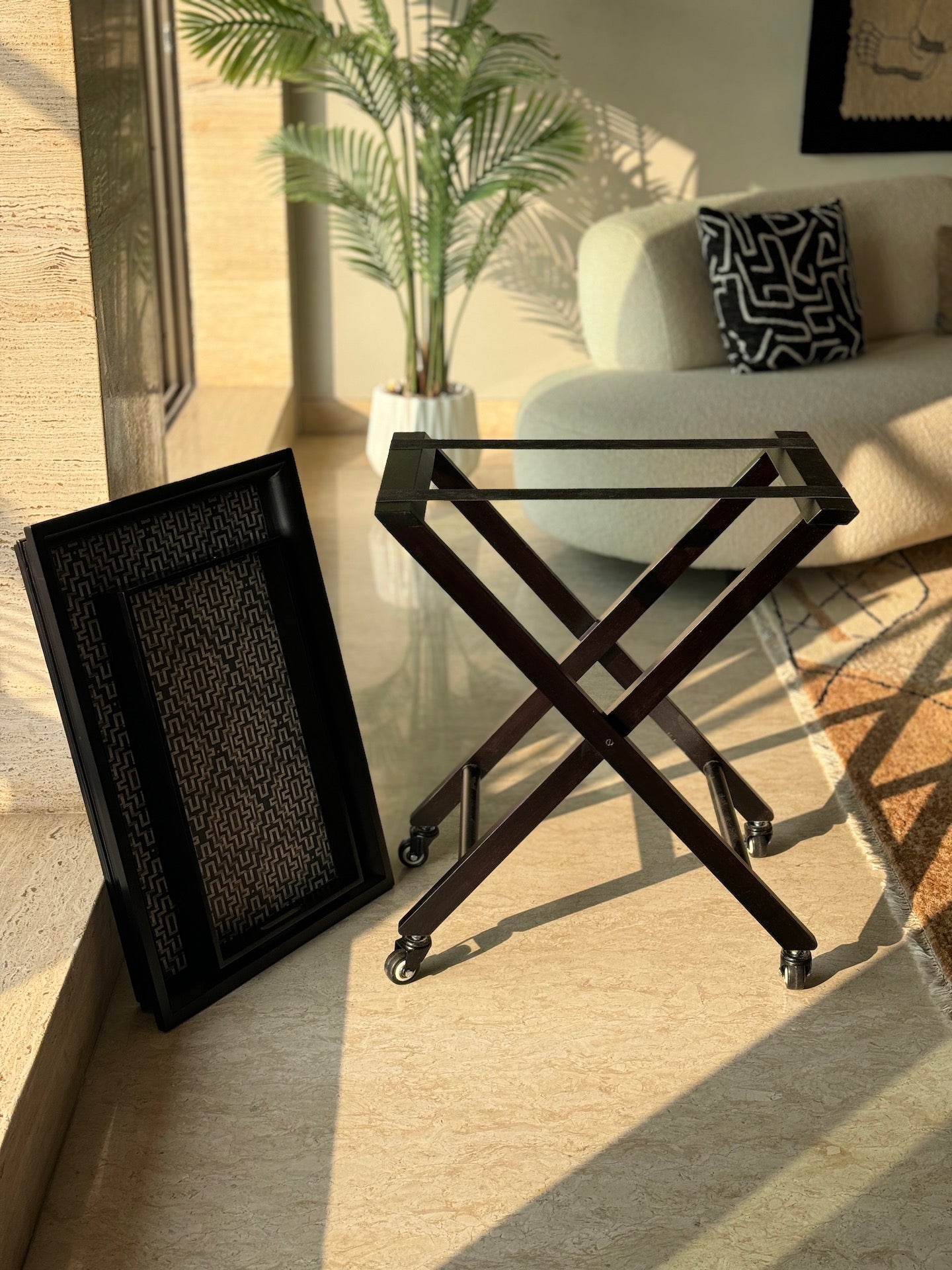 Noir Black Cane Butler Trolley