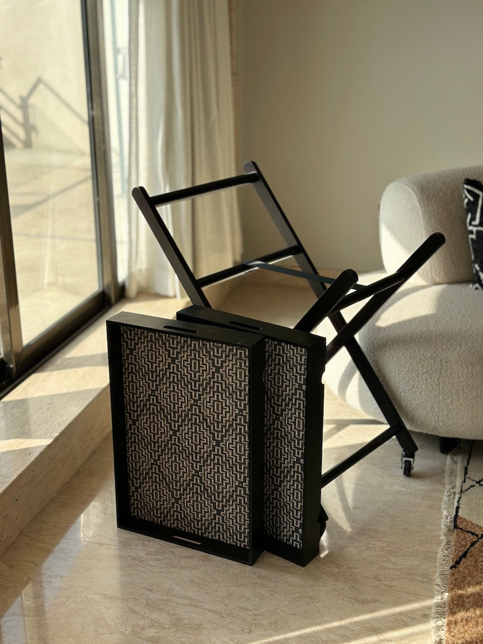 Noir Black Cane Handle Trolley