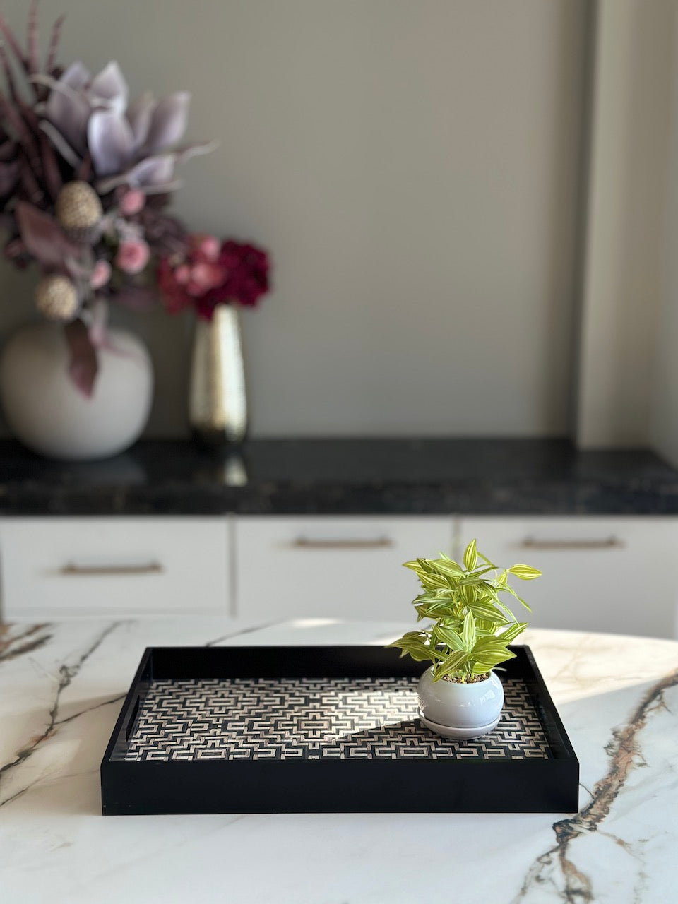 Noir Tray - Medium