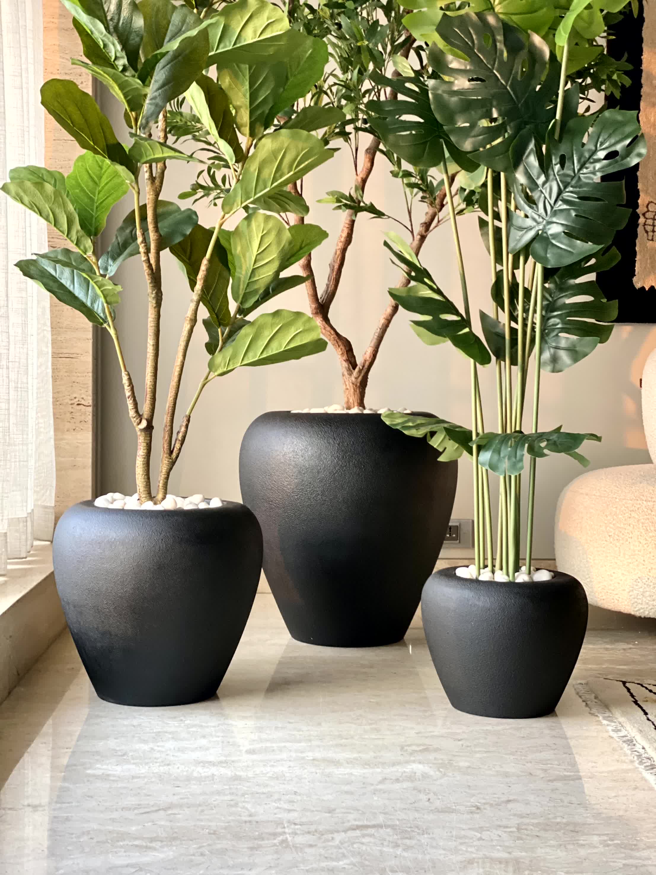 Duch Black Planter