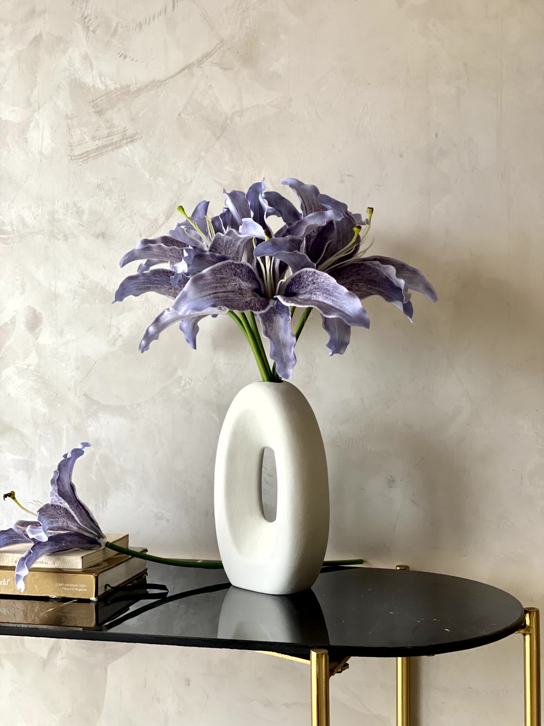 Artificial Silk Lilly Flower Bunch - Lilac
