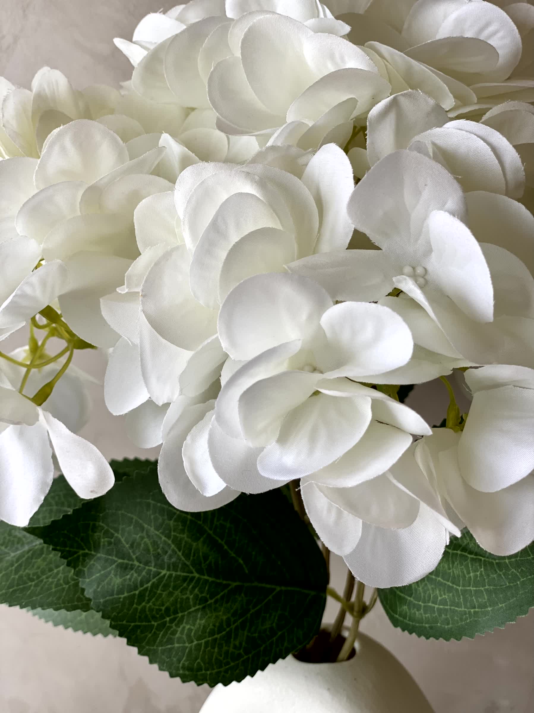 Artificial Floral Hydrangea Flower Bunch - White