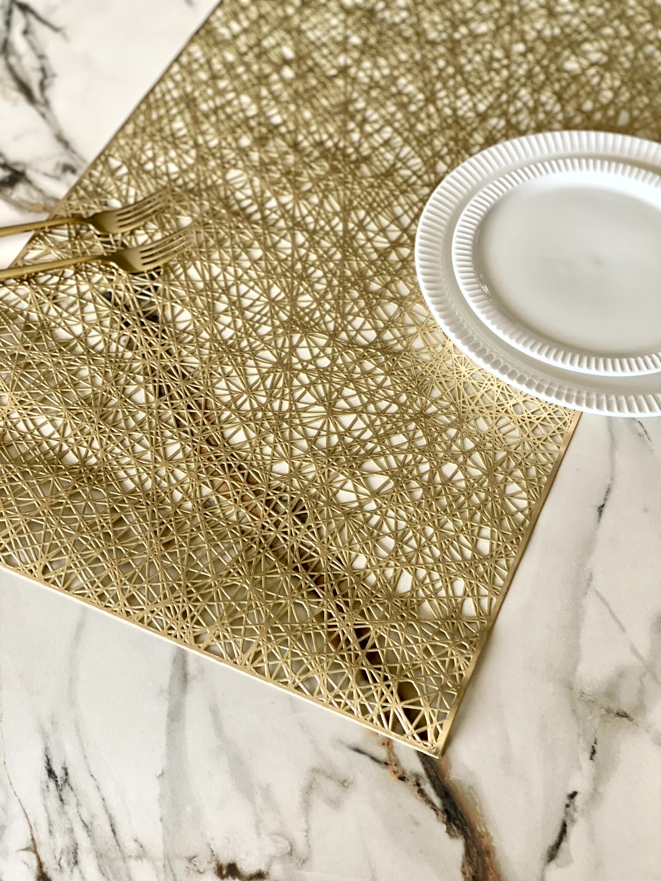 Metallic Table Runner