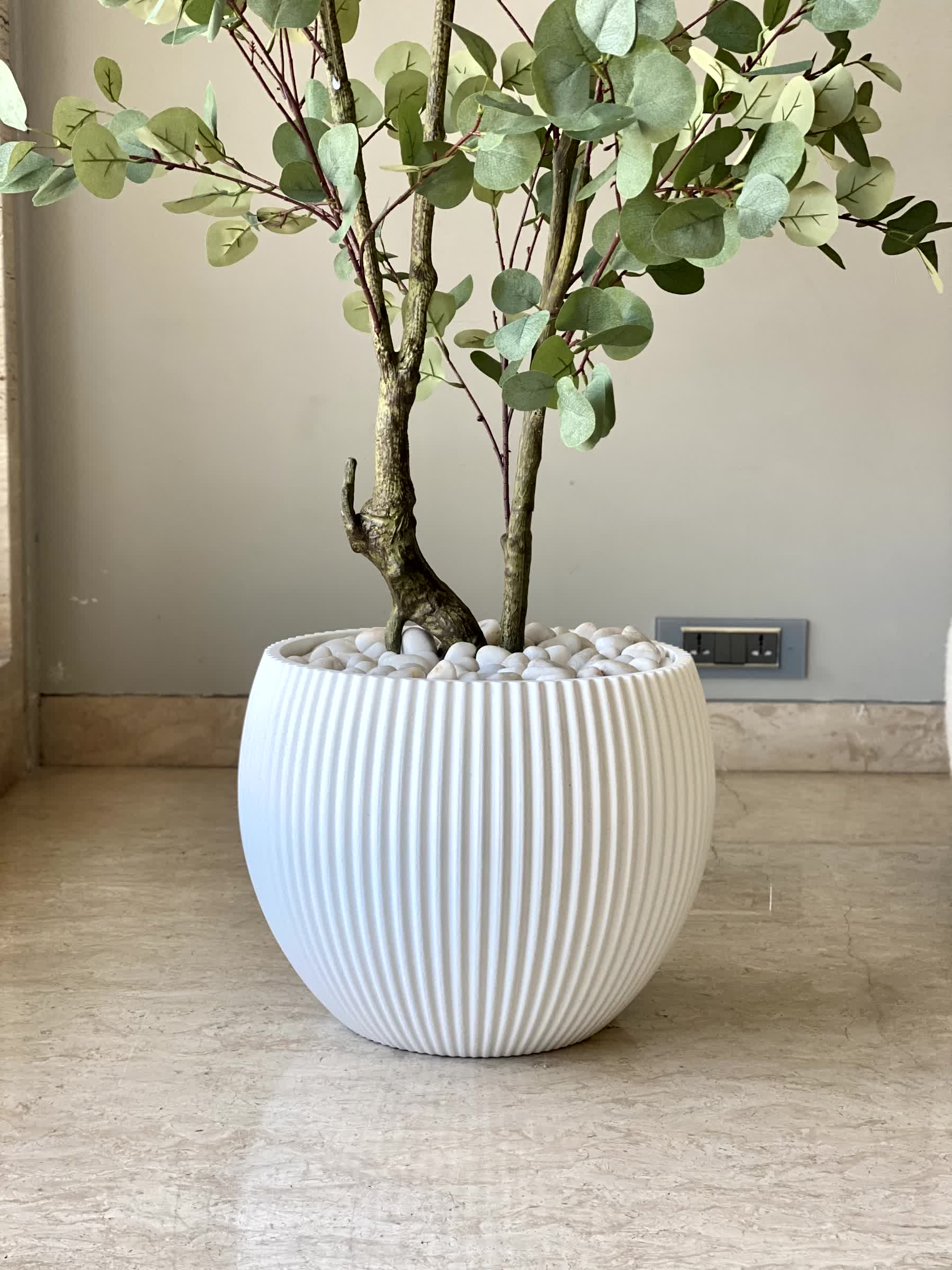 Vellora Planters - White