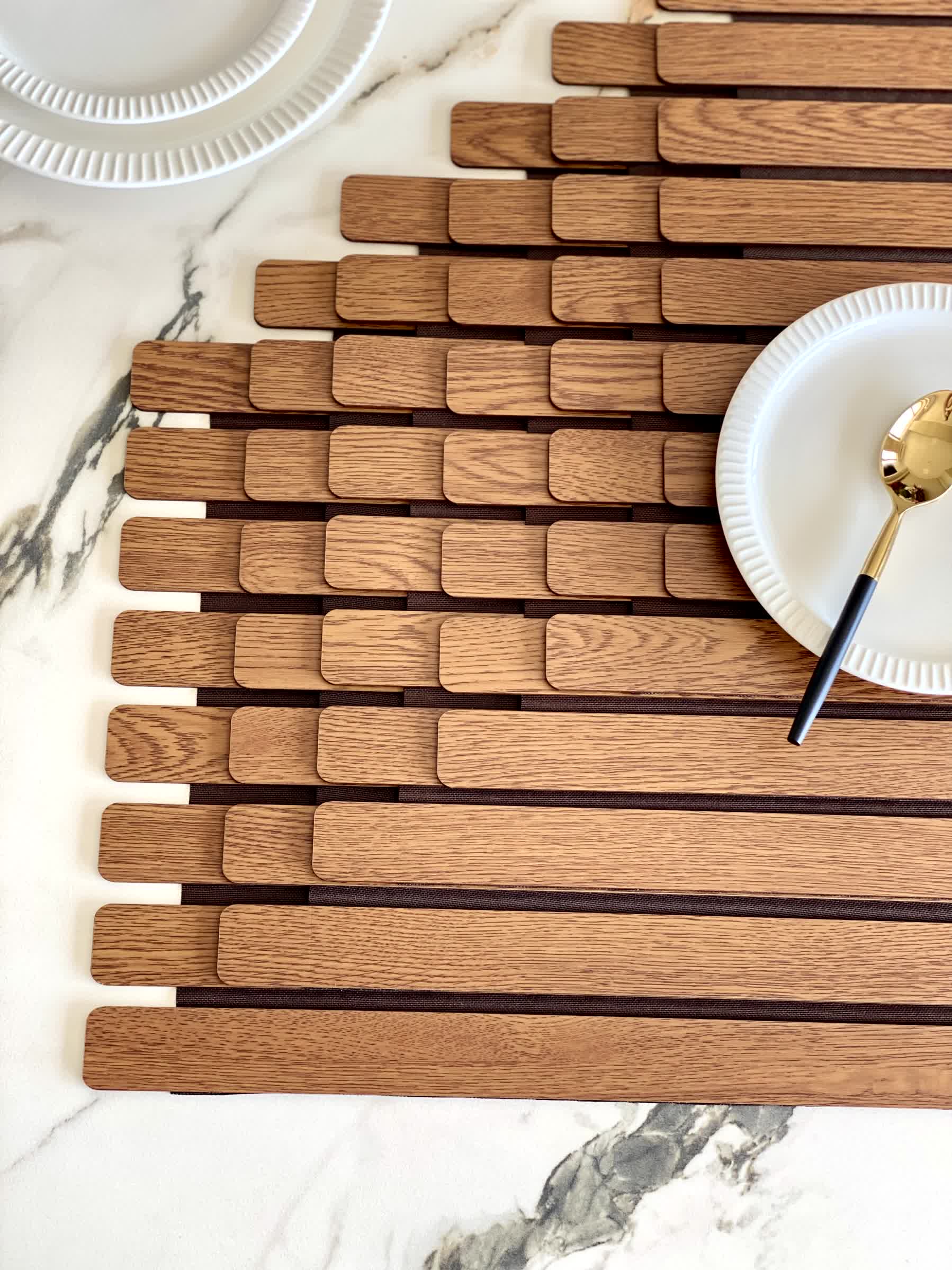 Elm Foldable Table Mats (Set of 2) - Brown