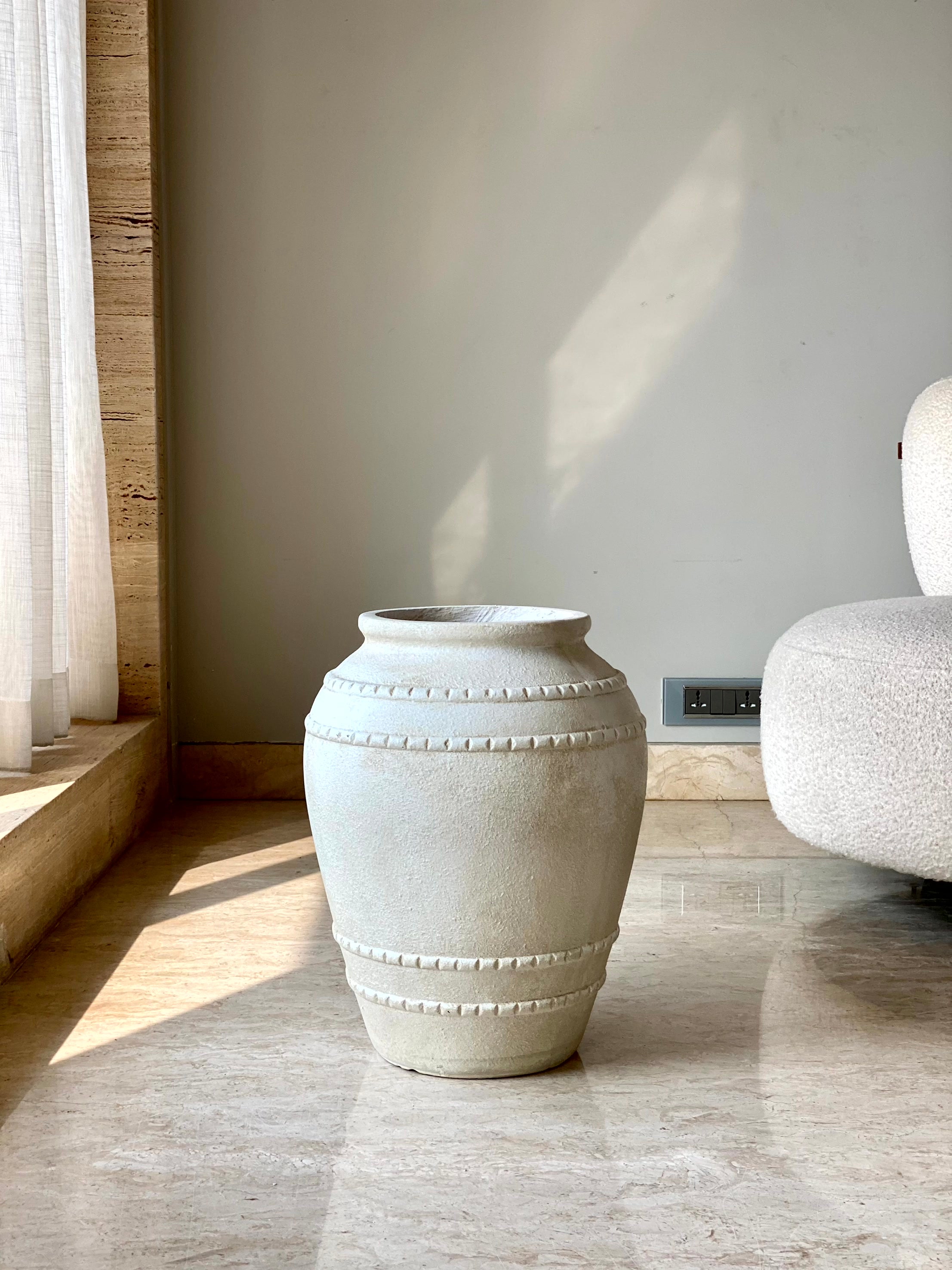 Lux Suva Planter - Medium (Only For Mumbai)