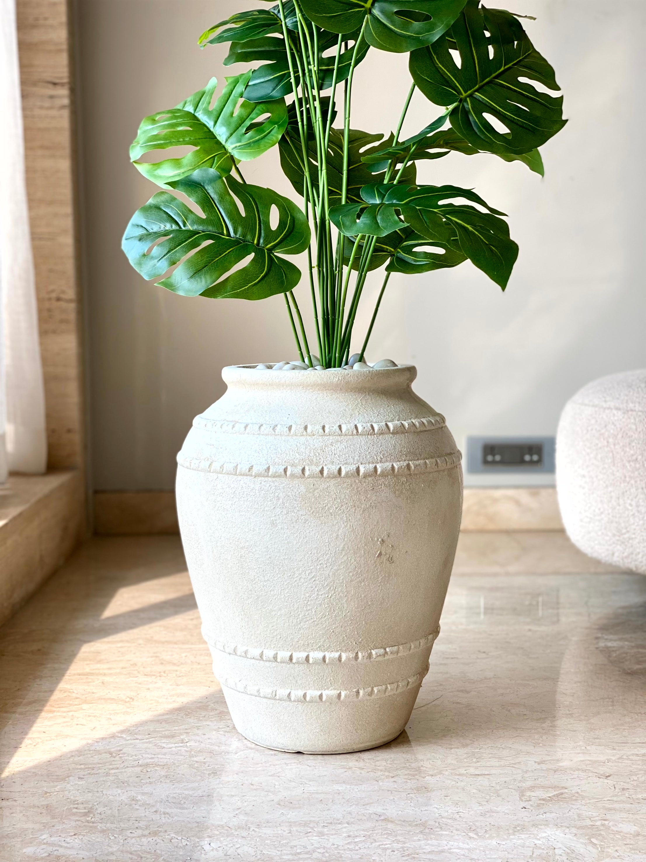 Lux Suva Planter - Medium (Only For Mumbai)