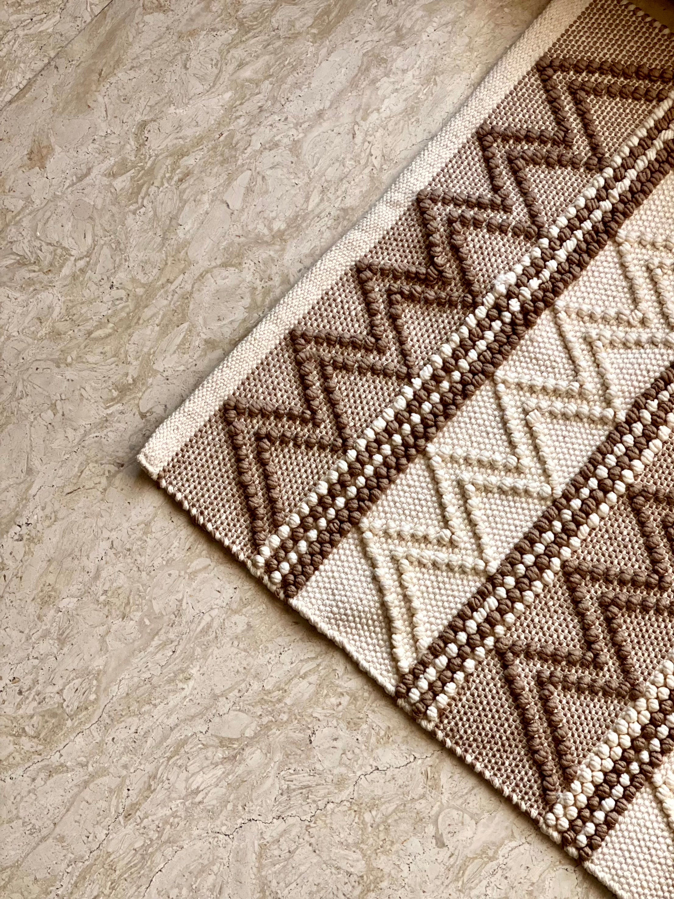 Bauhaus Handcrafted Carpet - 4x6 Feet