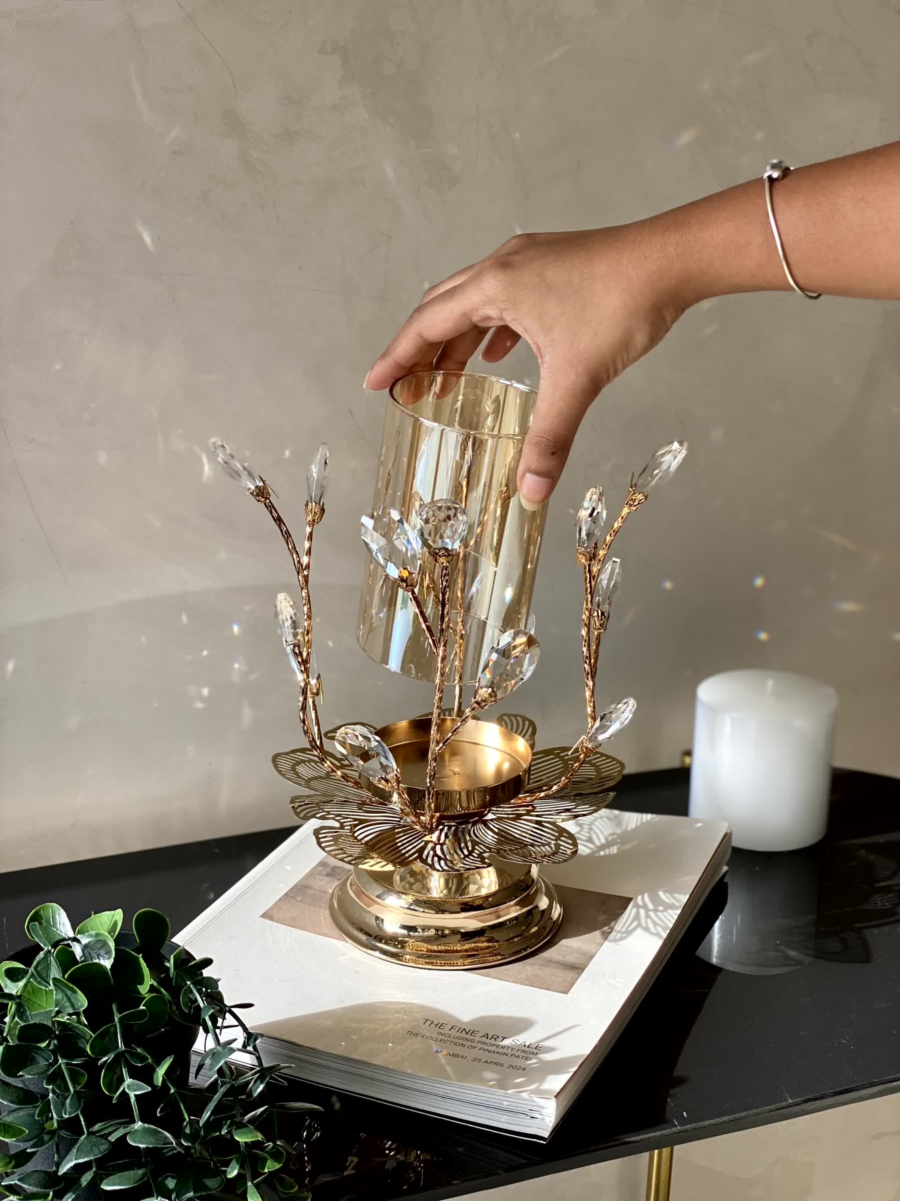 Amara Candle Holder - Medium