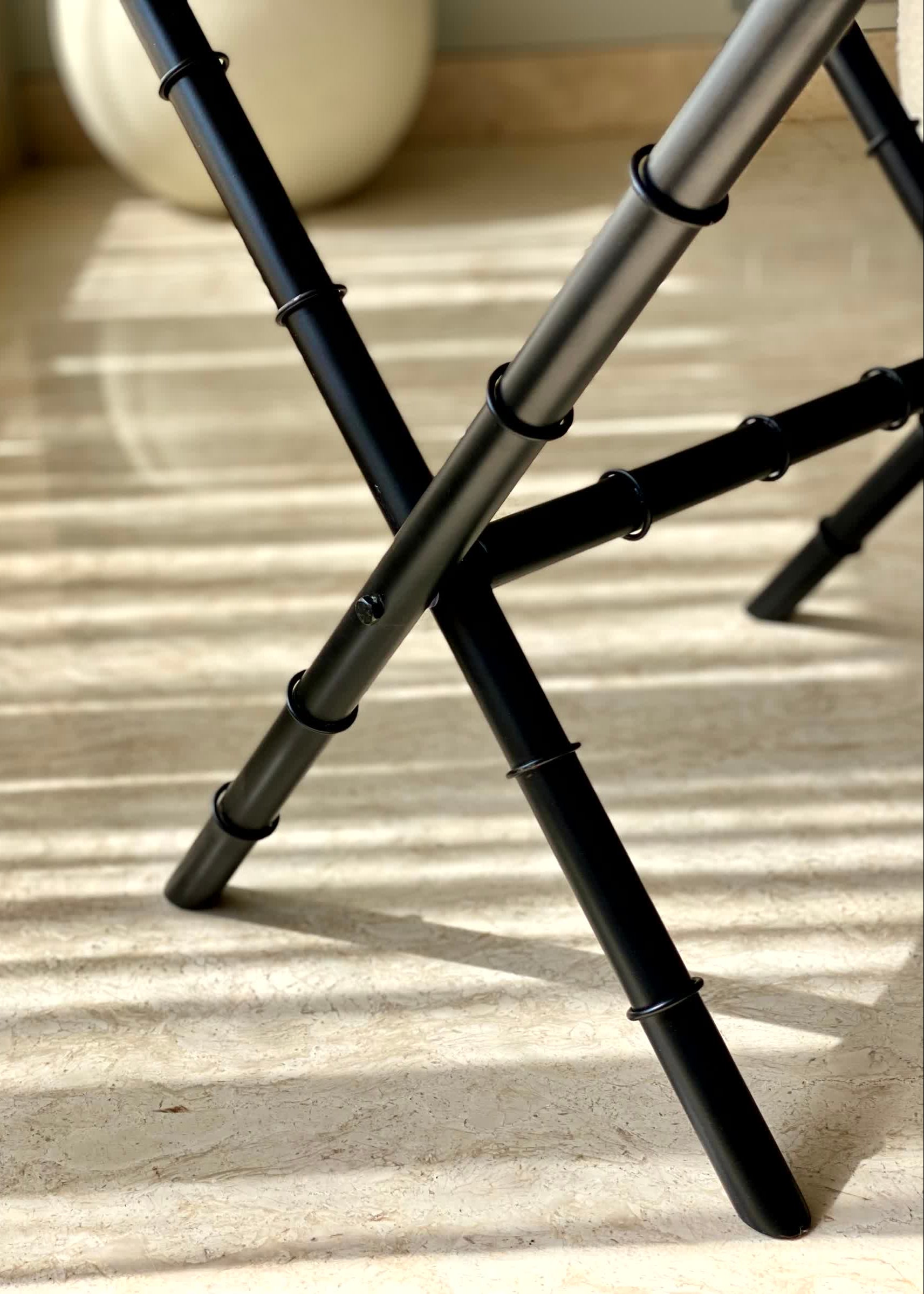 Naples Black Foldable Luggage Rack