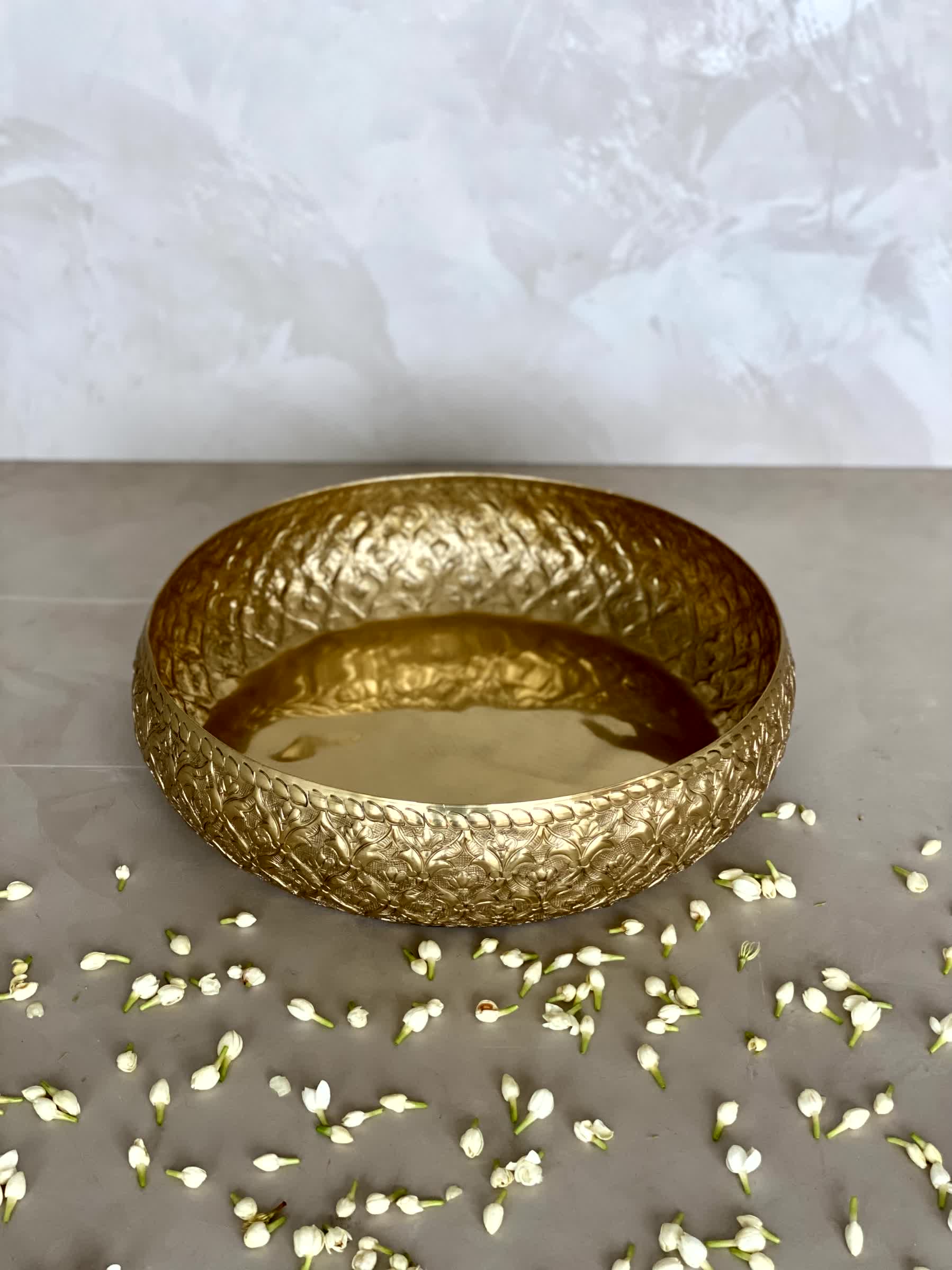 Noor Gold Urli - Large