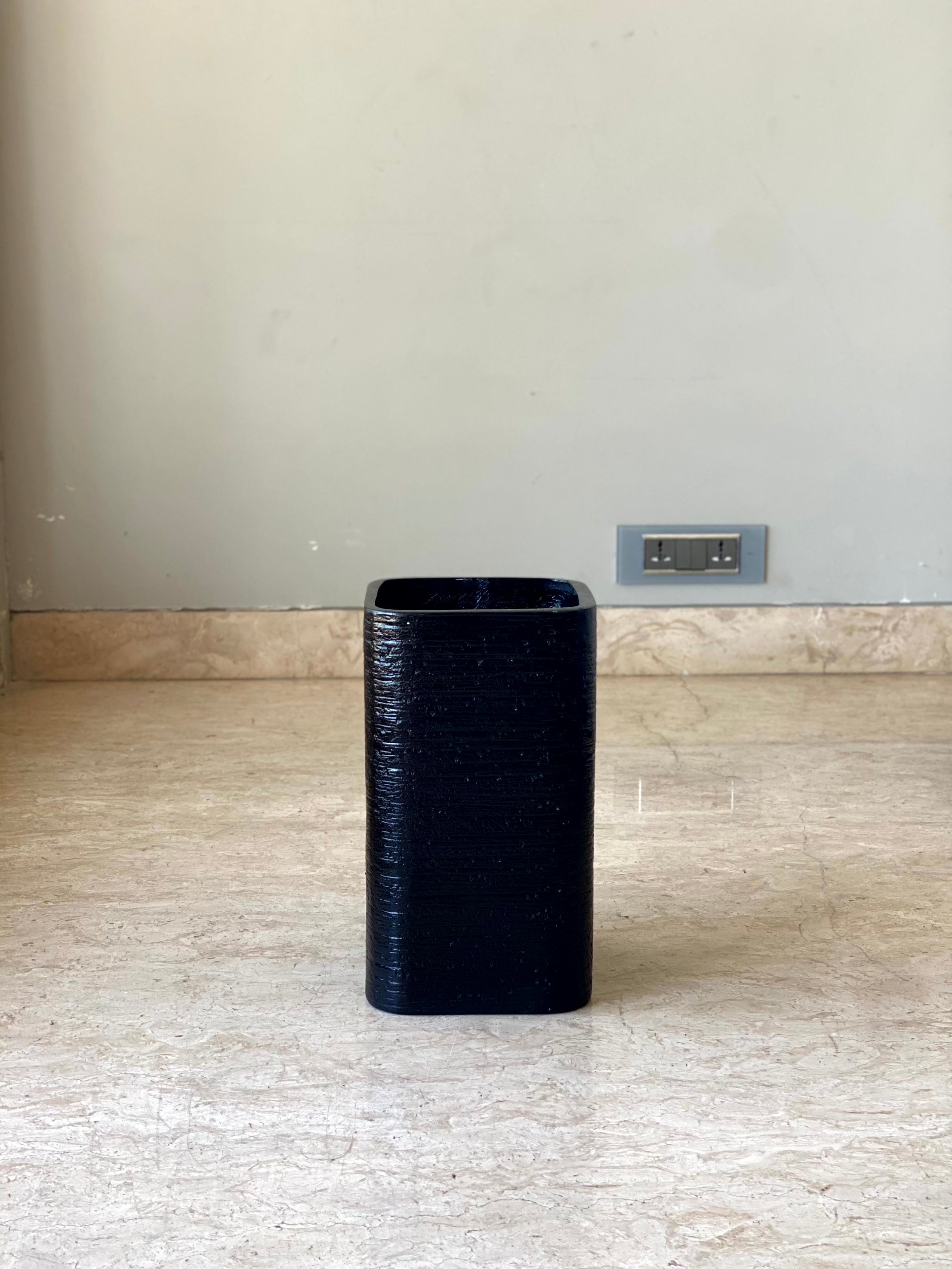 Hudson Square Planters - Black