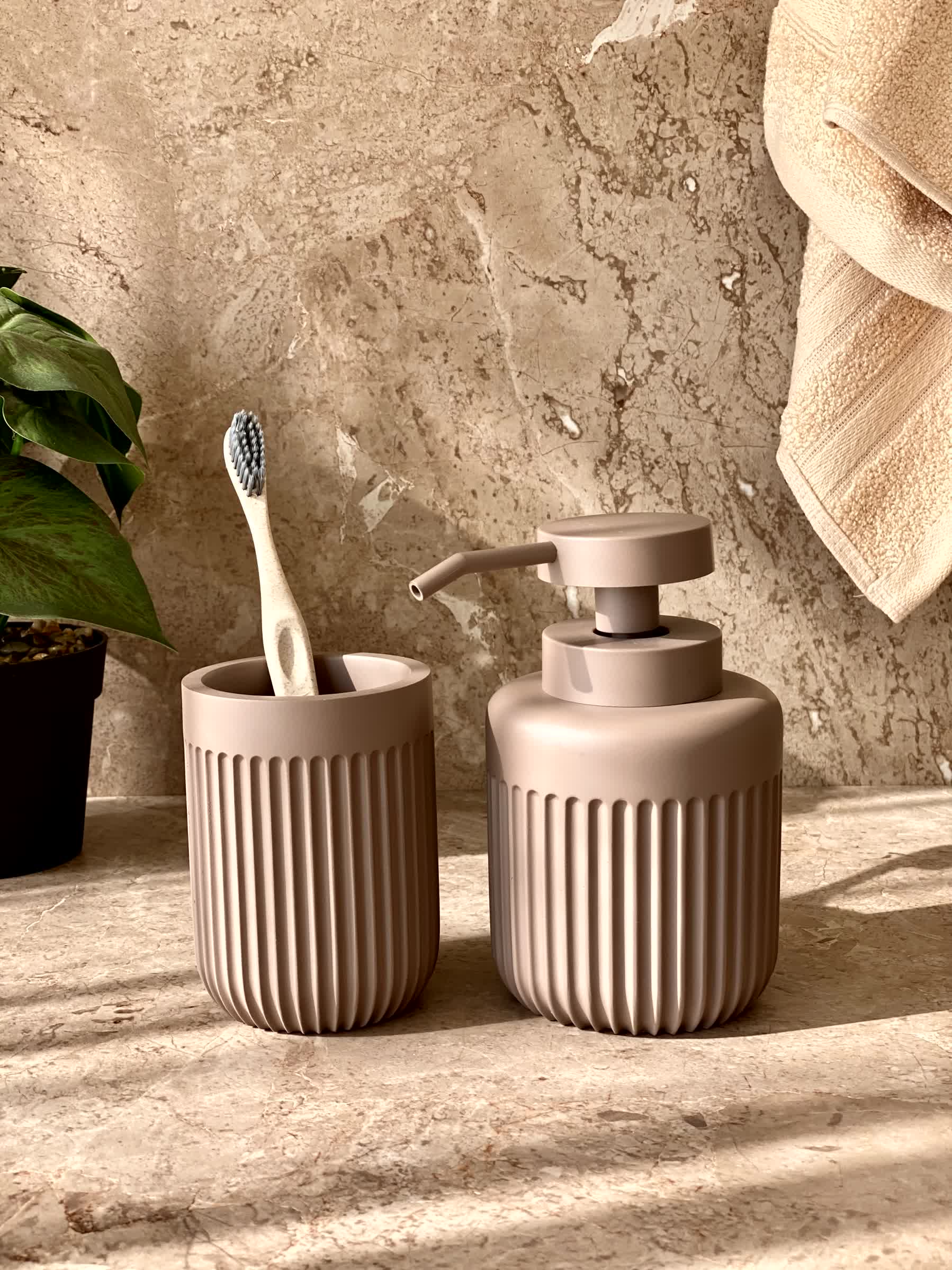 Ripple Bathroom Set - (Brown) Set of 2