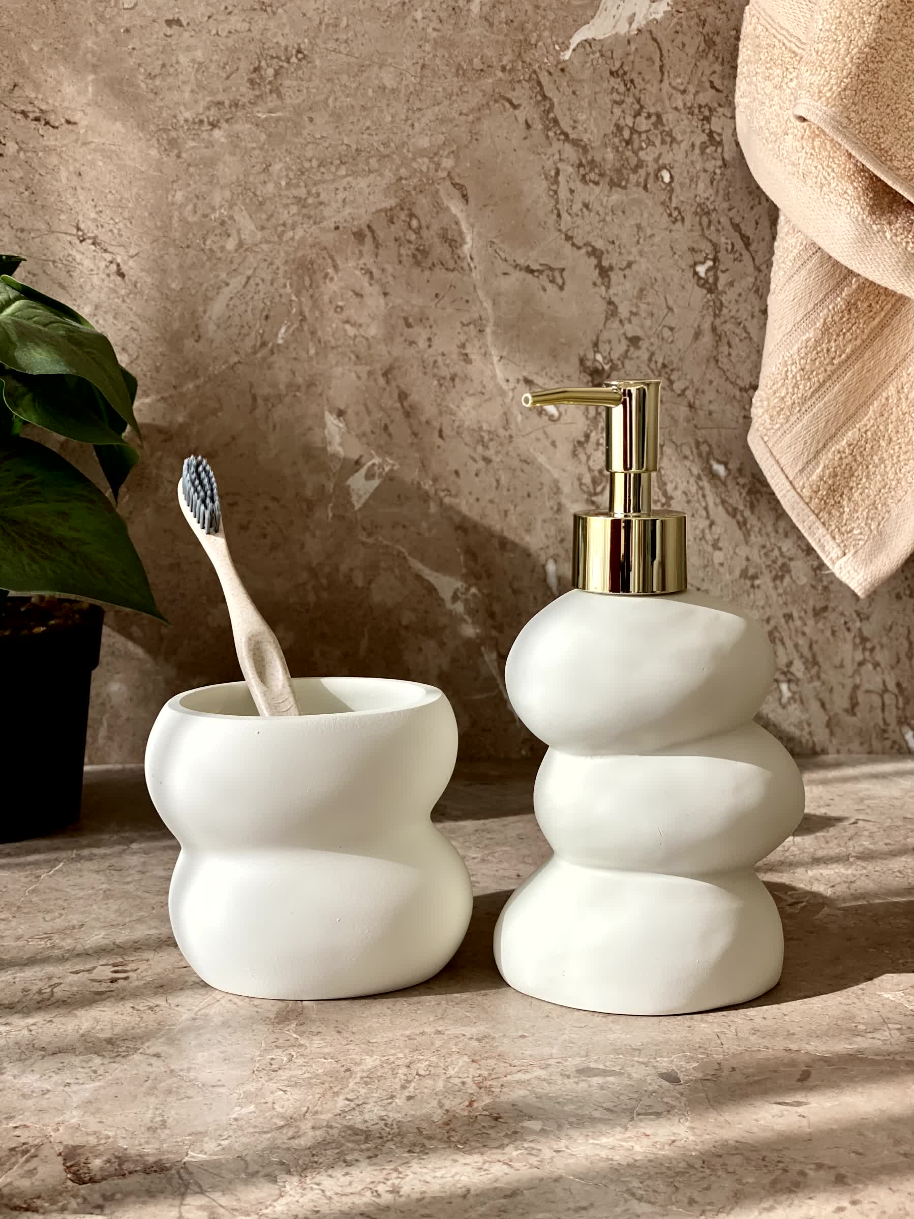 Pebbles Bathroom Set - White (Set of 2)