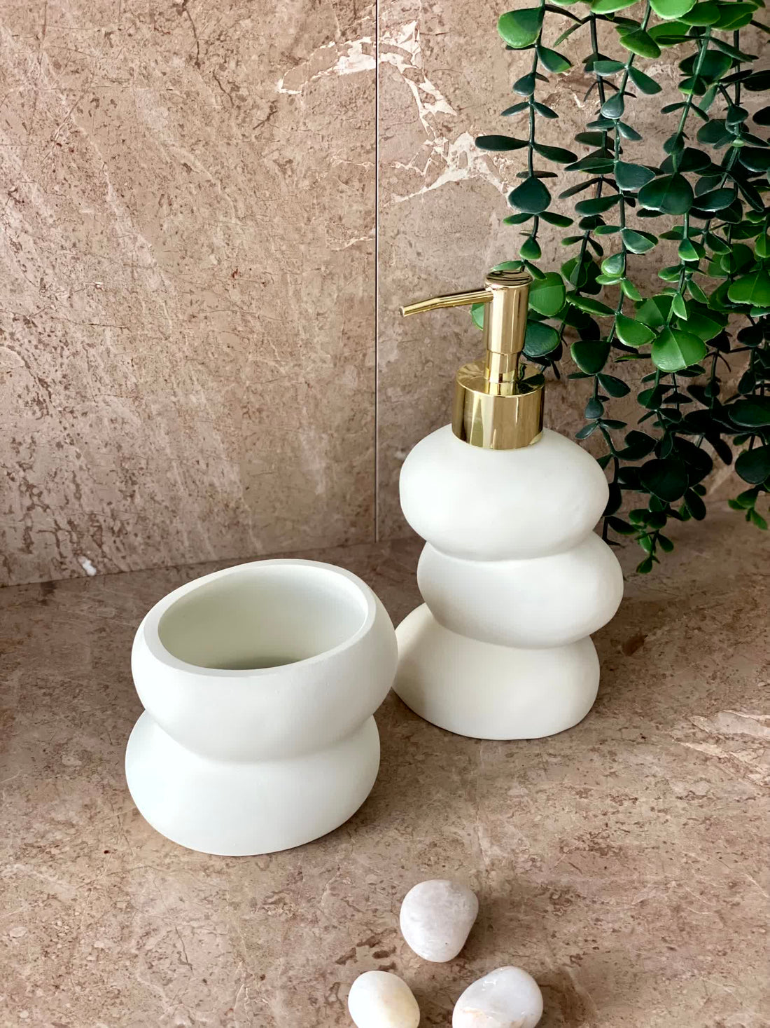 Pebbles Bathroom Set - White (Set of 2)