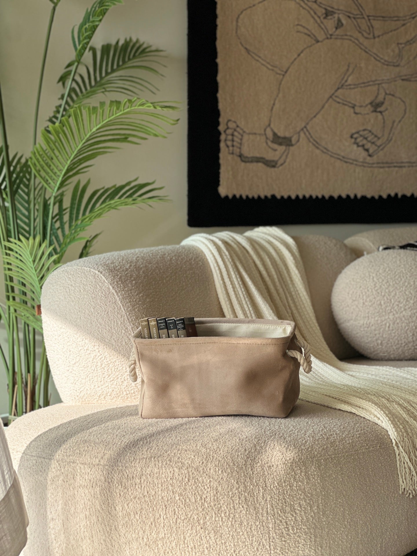 Willow Velvet Basket - Beige