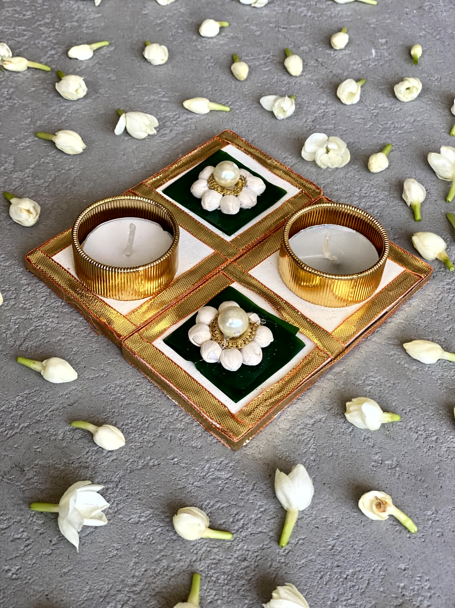 Jasmine Square Diyas - Mini