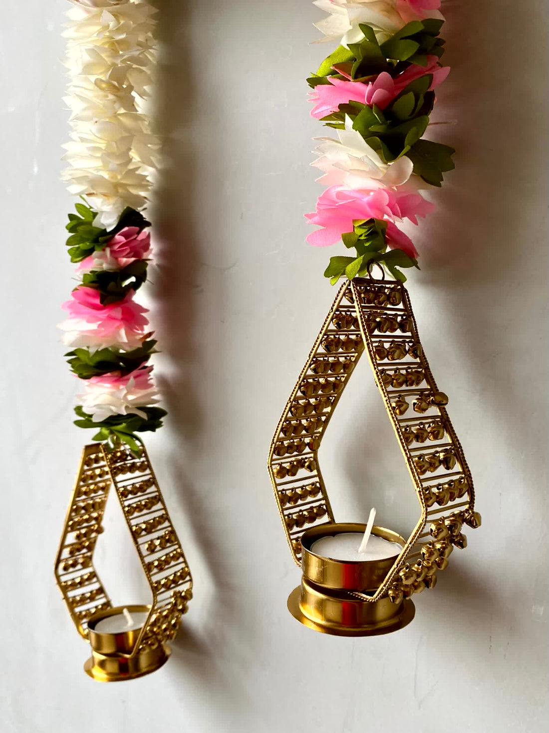 Festive Diya Latkan- Set of 2