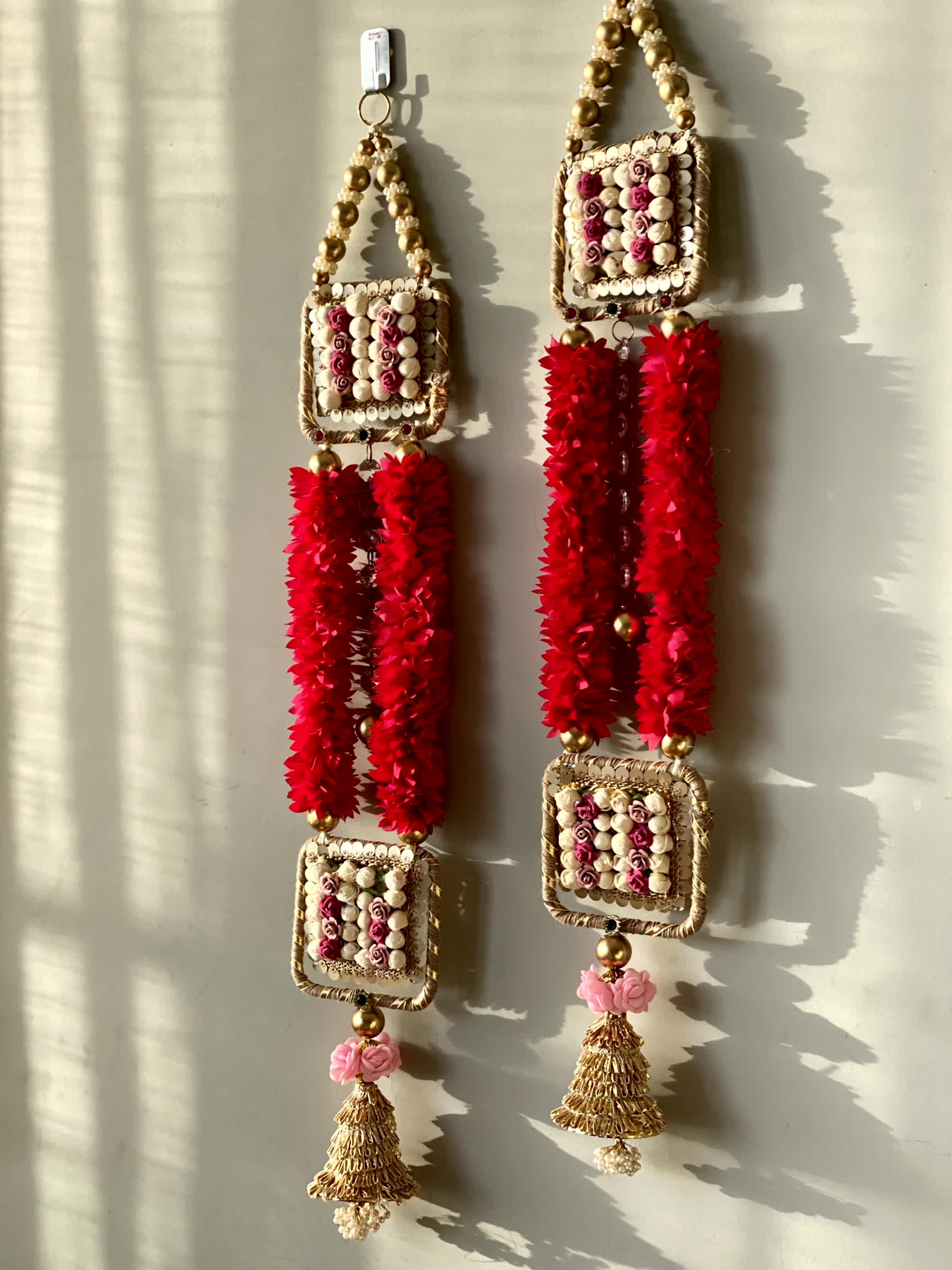 Festive Aabha Latkan - Set of 2