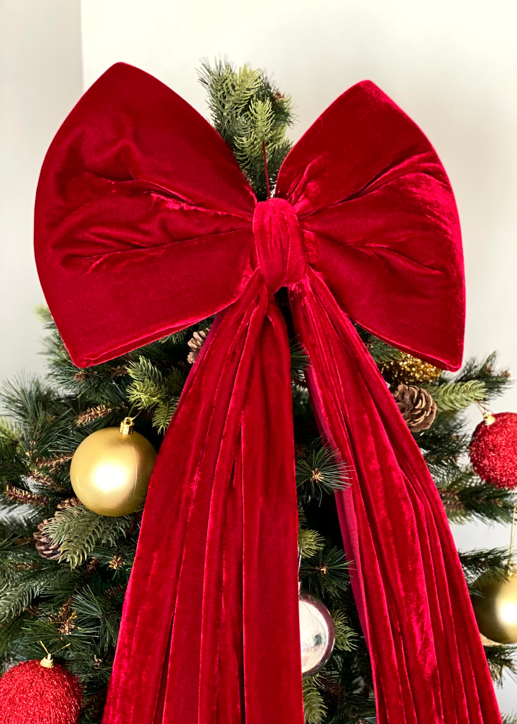 Christmas Red Bow Ornament (Medium)