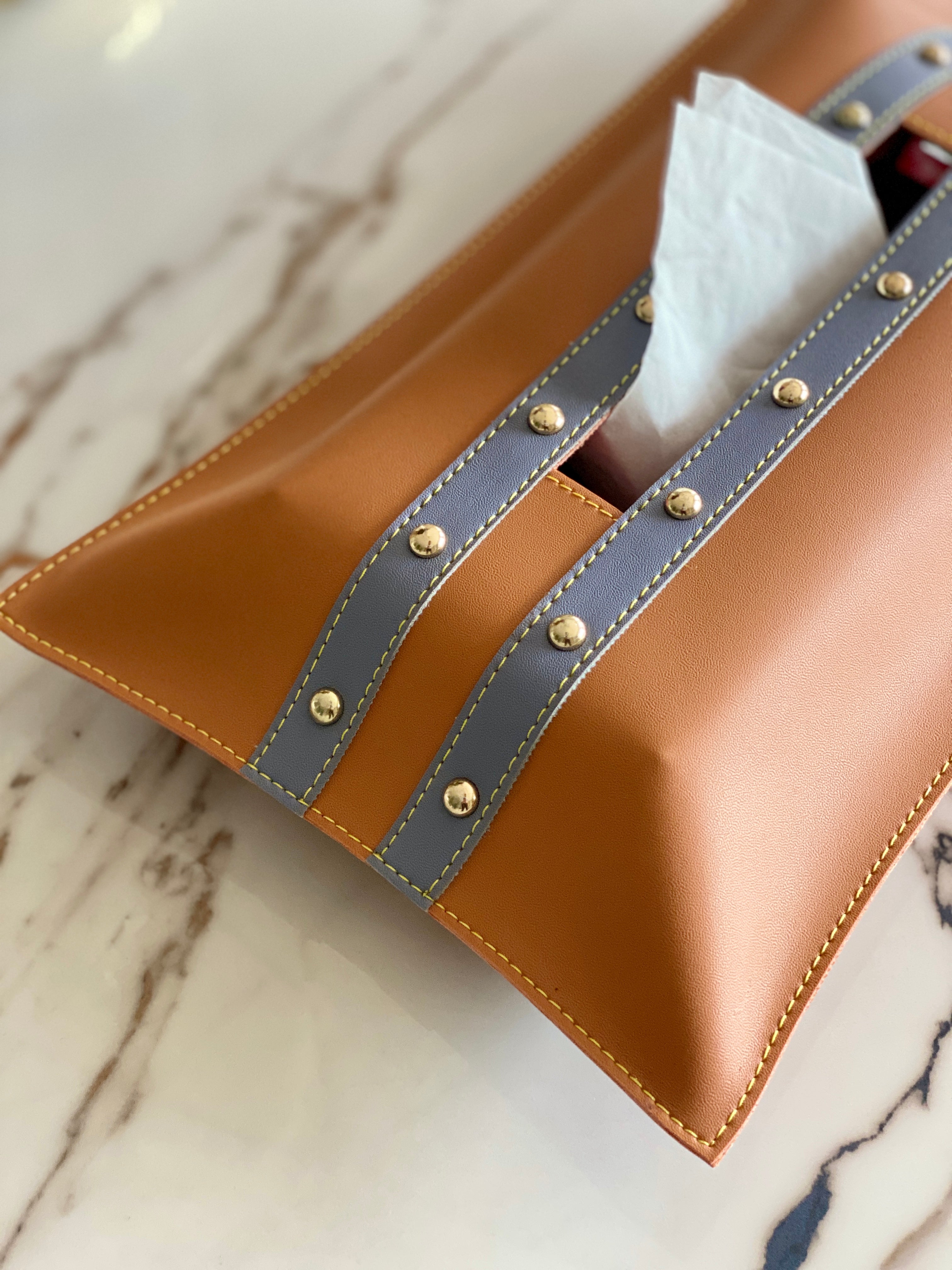 Tan & Grey Tissue Cover