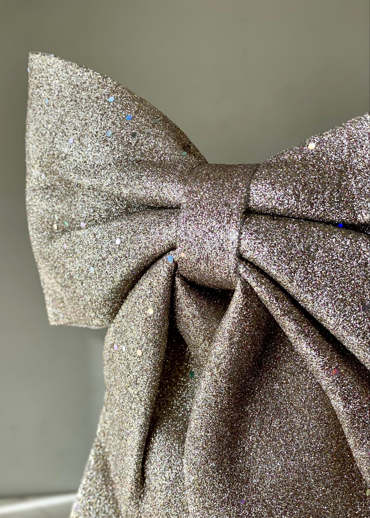Champagne Sparkle Bow