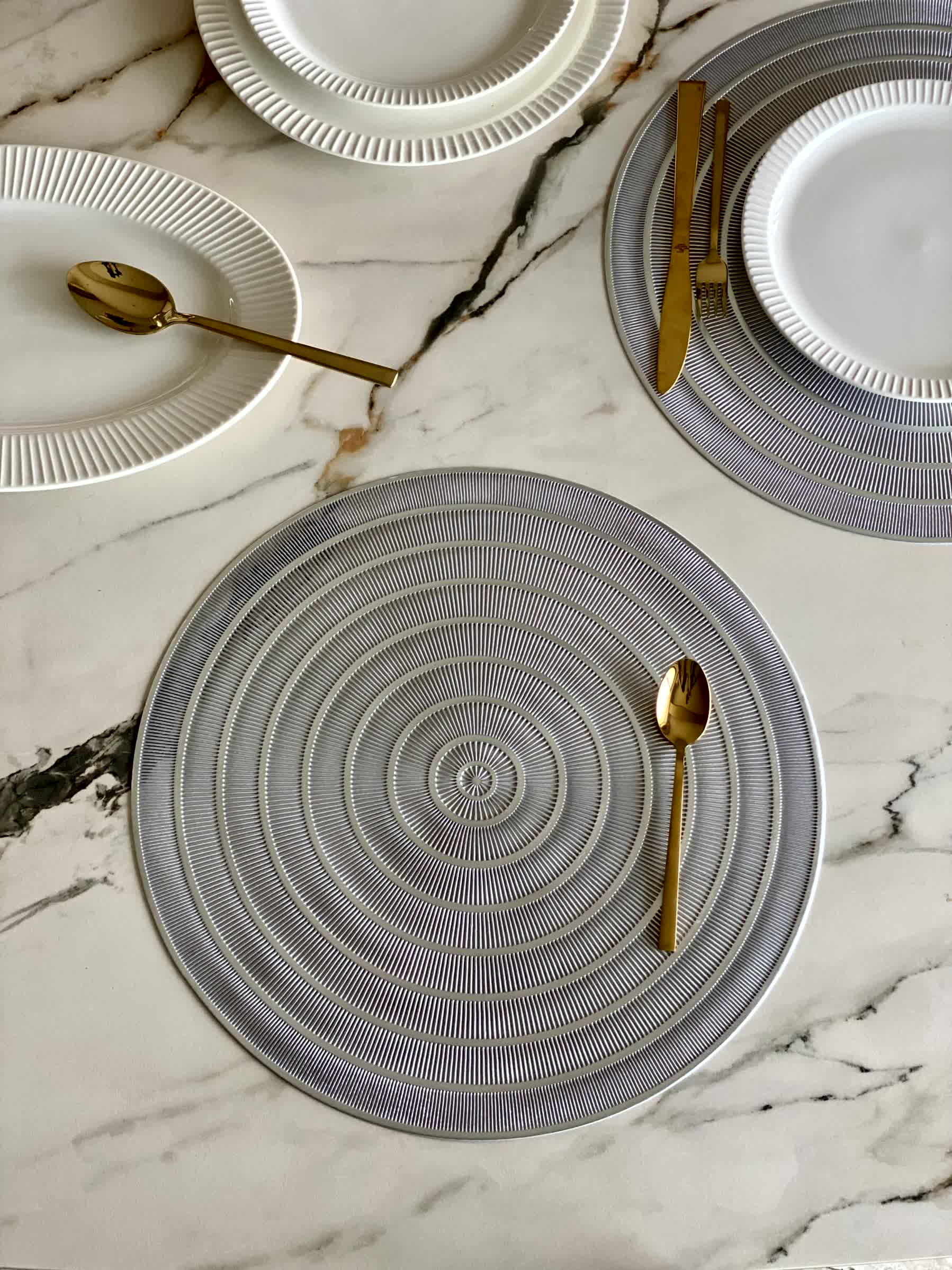 Swirling Table Mats - Silver (Set of 6)