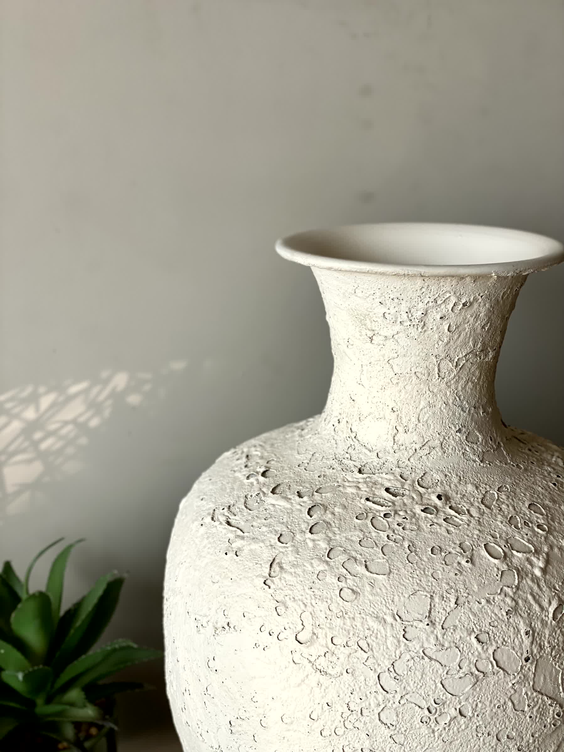 Daro Vase
