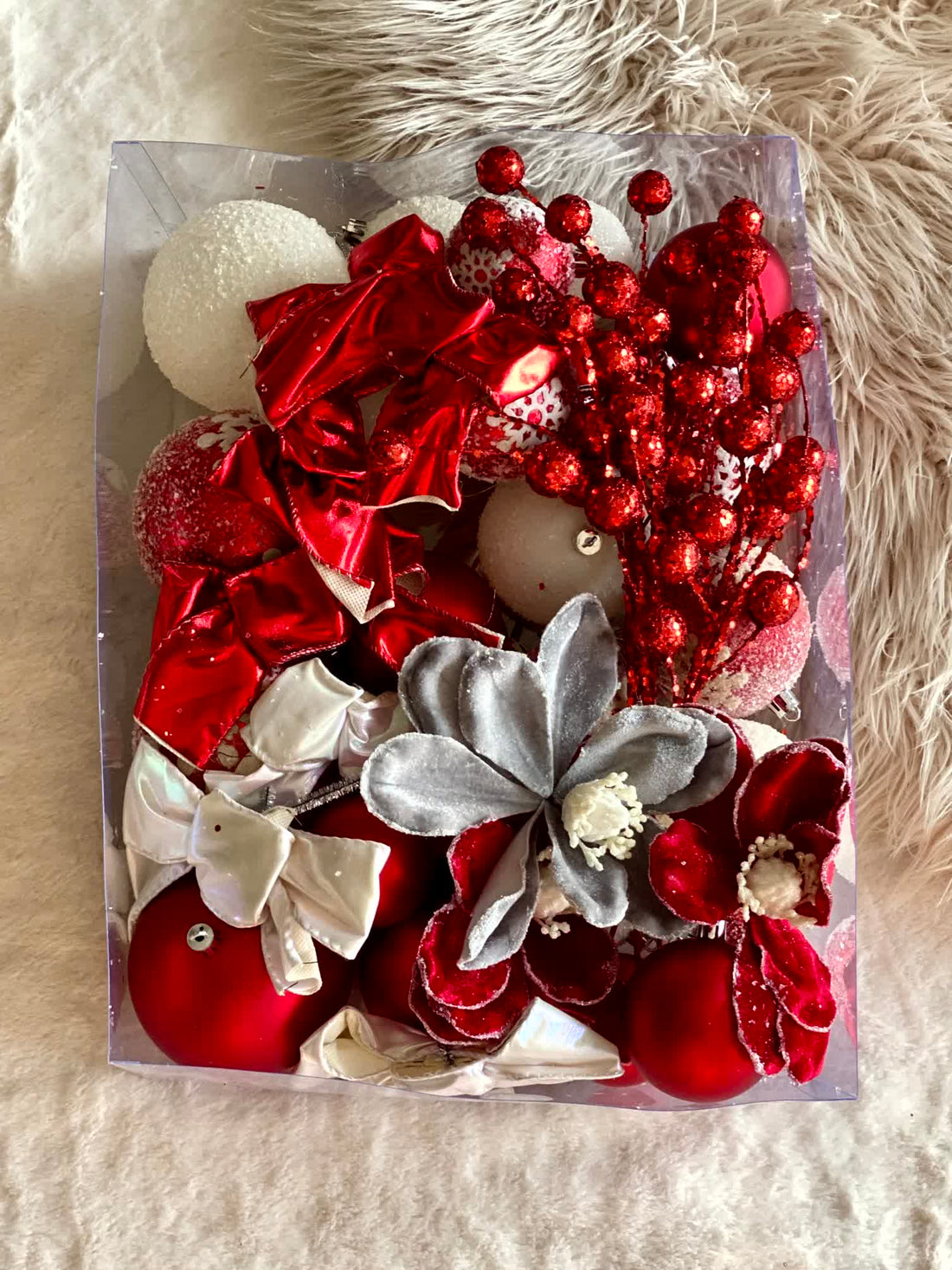 Christmas Luxe Ornament Hanging Set