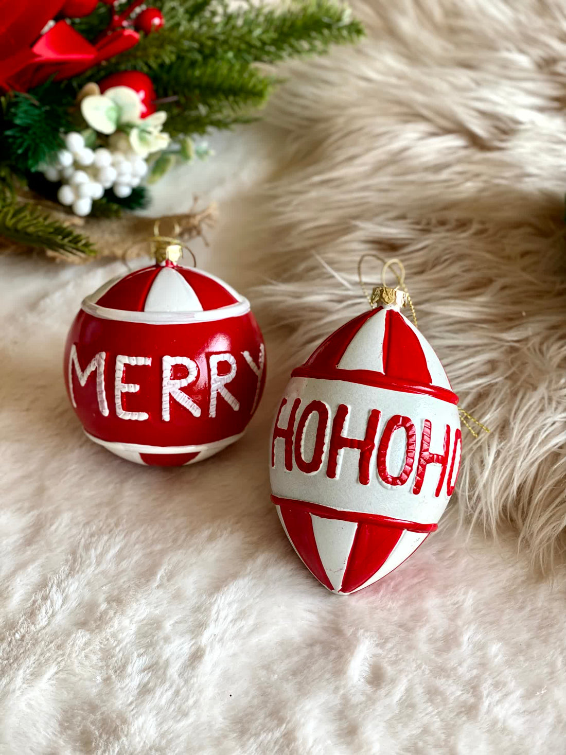 Santa’s Cheer Hanging - Set of 2