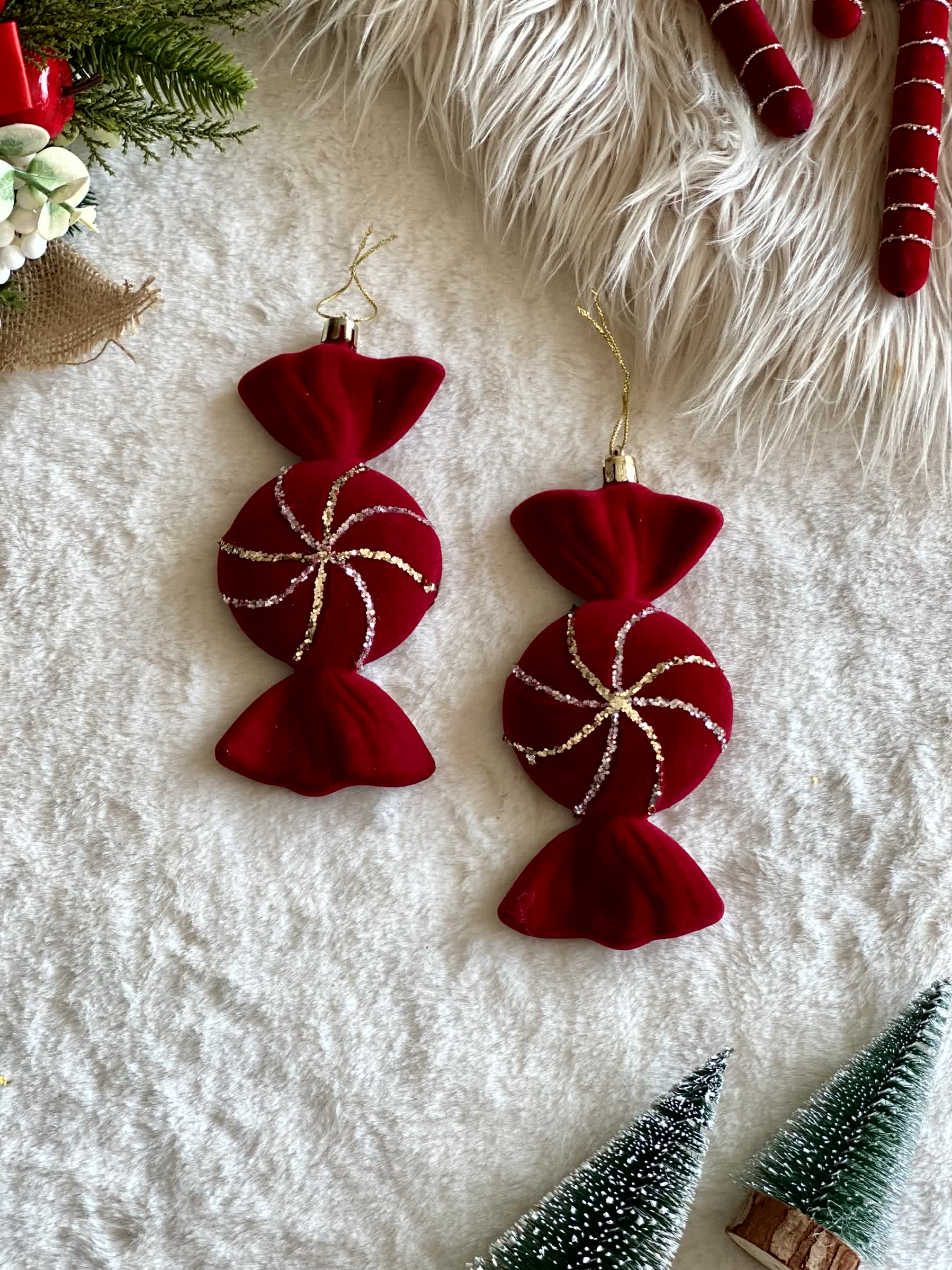 Christmas Crimson Candy Hanging - Set of 2