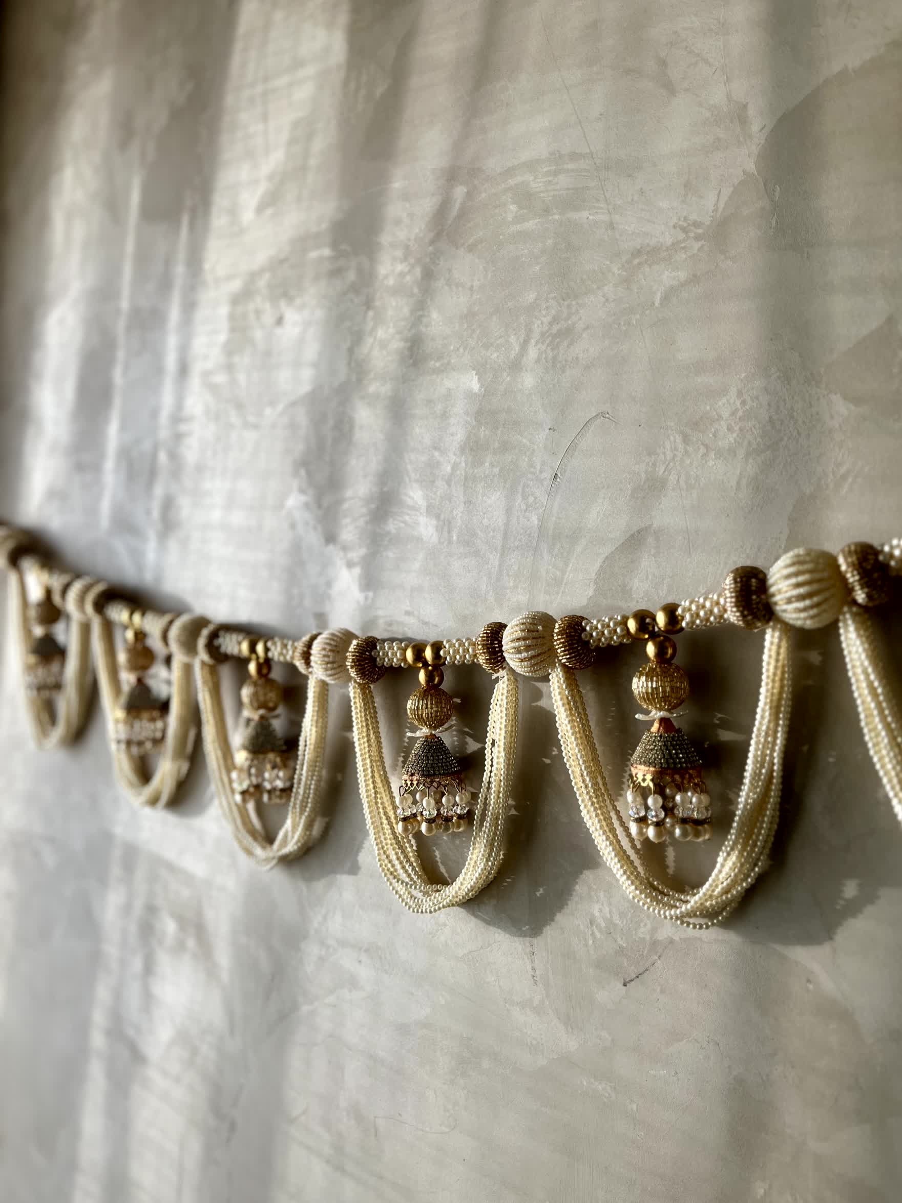 White & Gold Festive Mala Toran