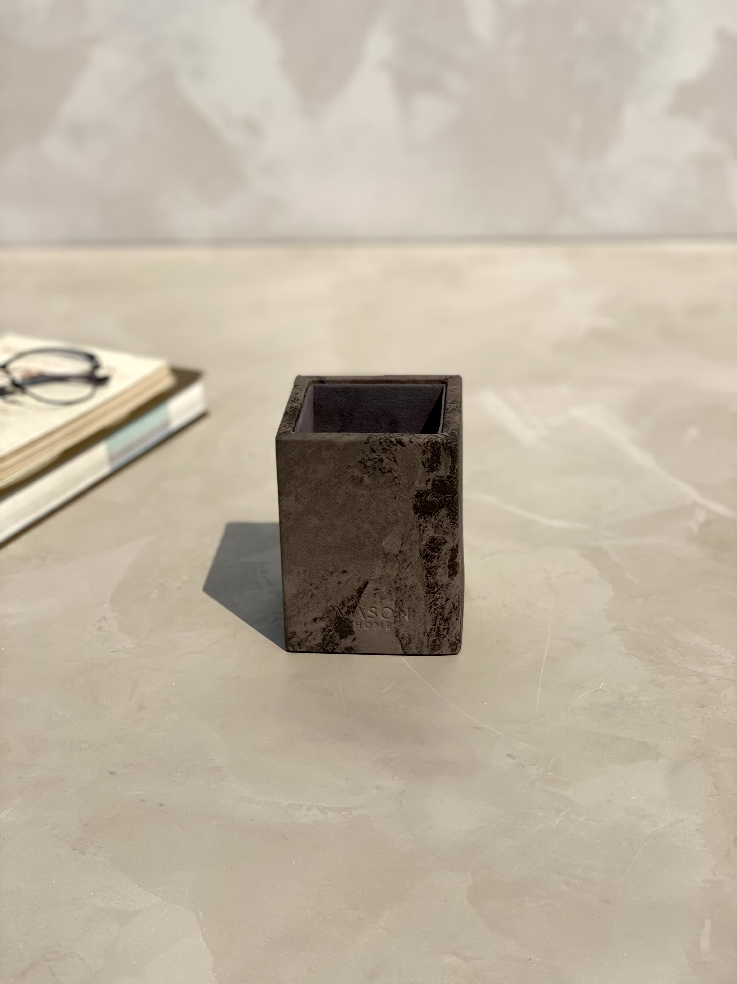 Indo Mocha Pen holder