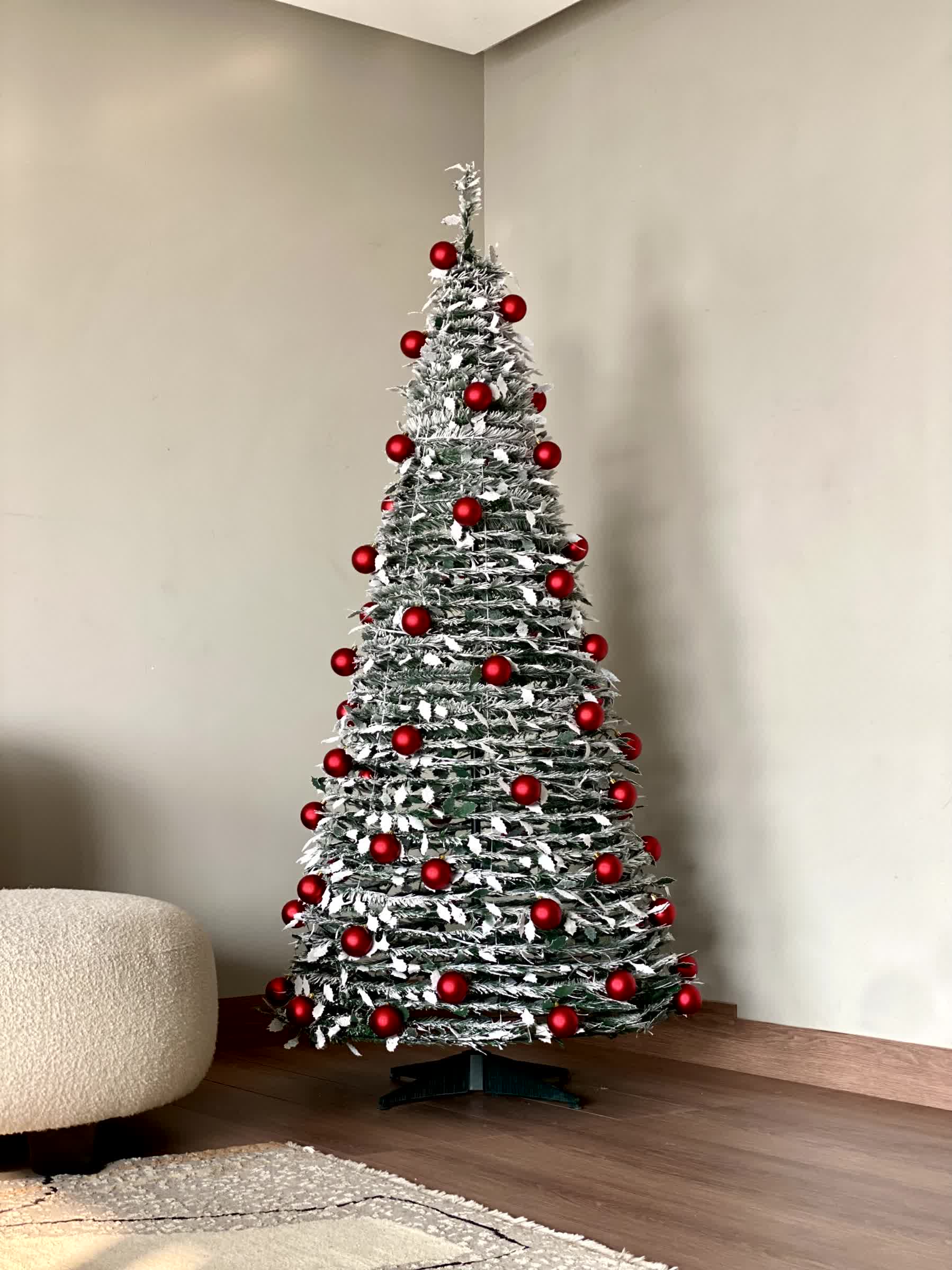 Christmas Shimmering Pine Tree - 6 Feet