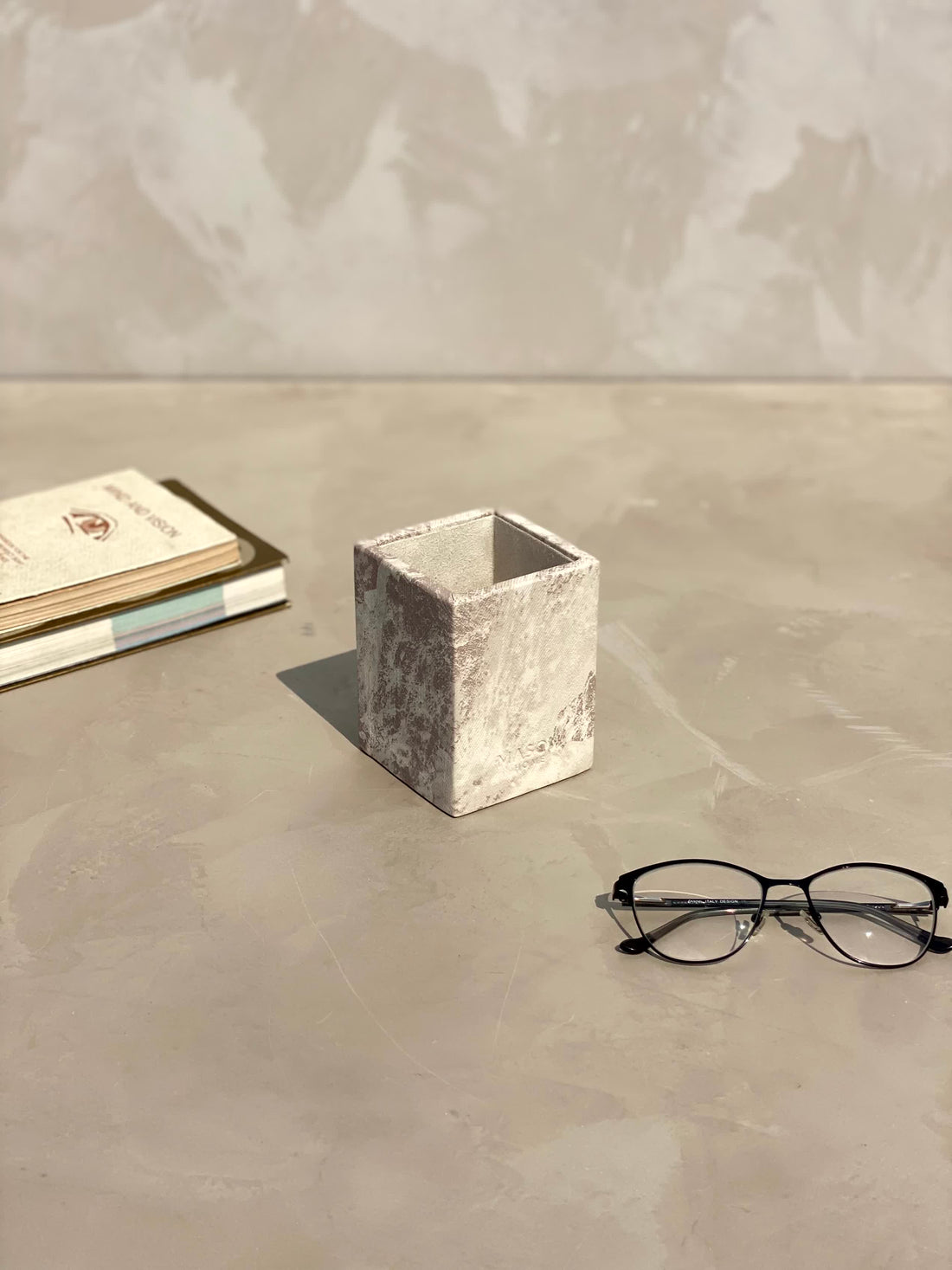 Indo Latte Pen holder