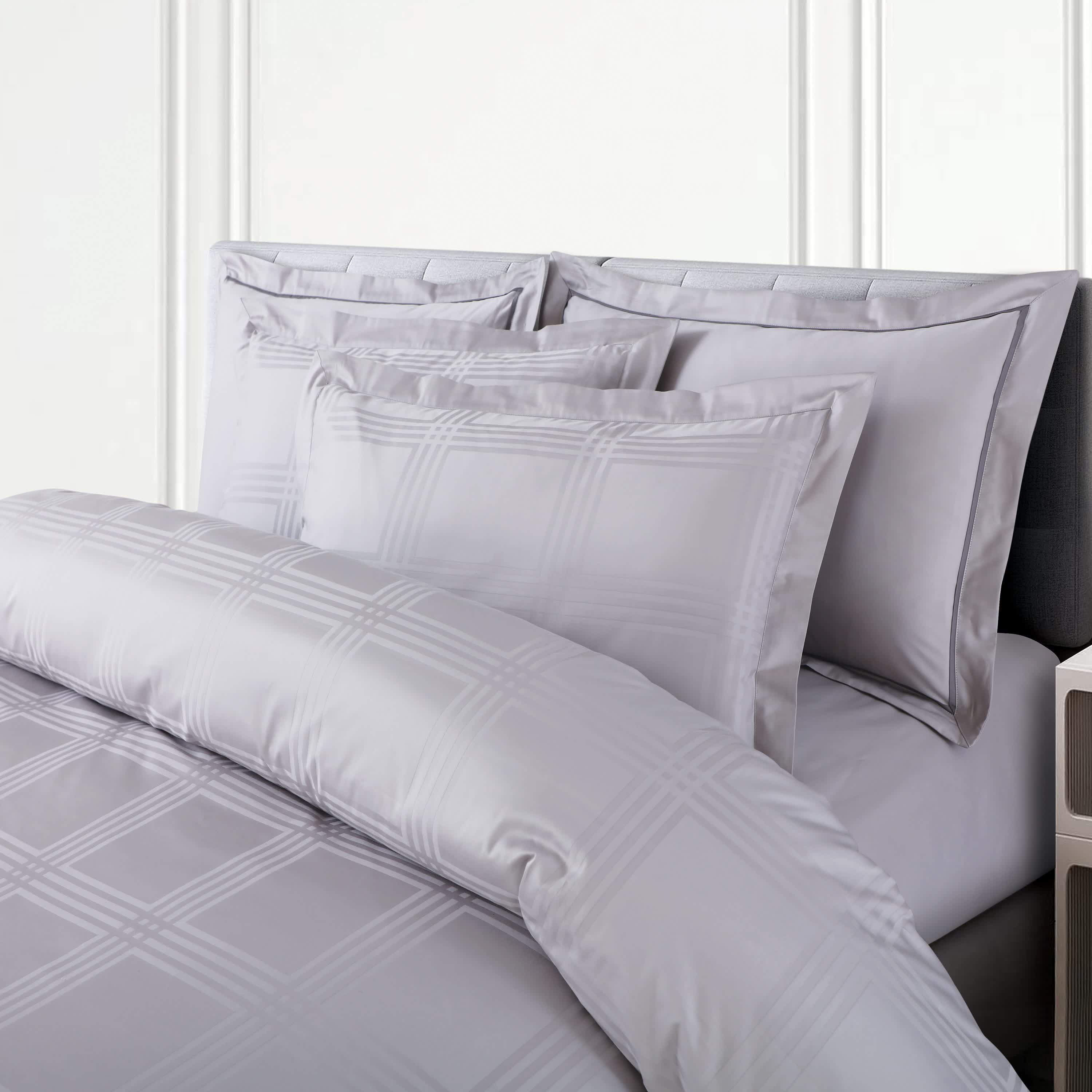 Amalfi Jacquard Duvet Cover Set - Silver Grey
