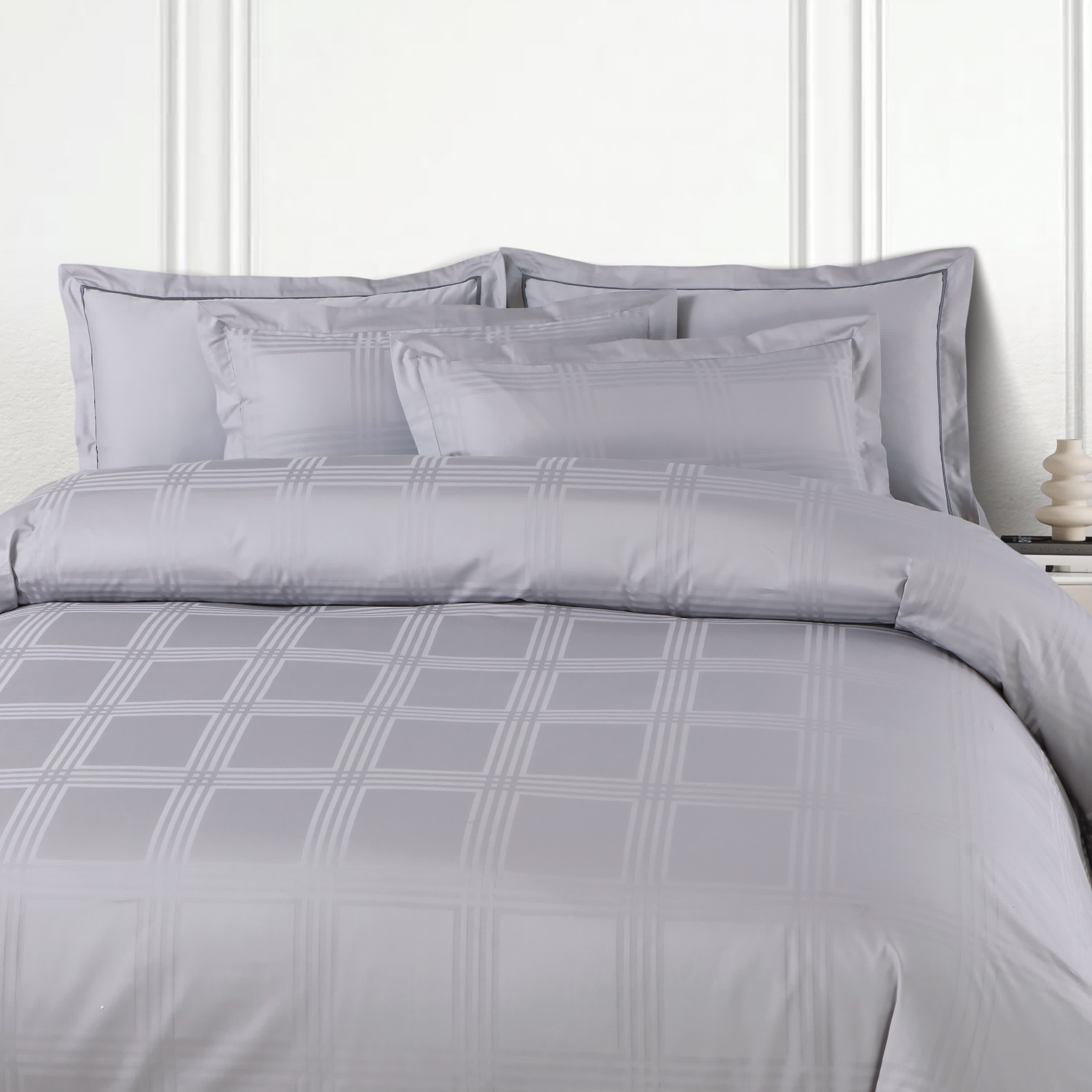 Amalfi Jacquard Duvet Cover Set - Silver Grey