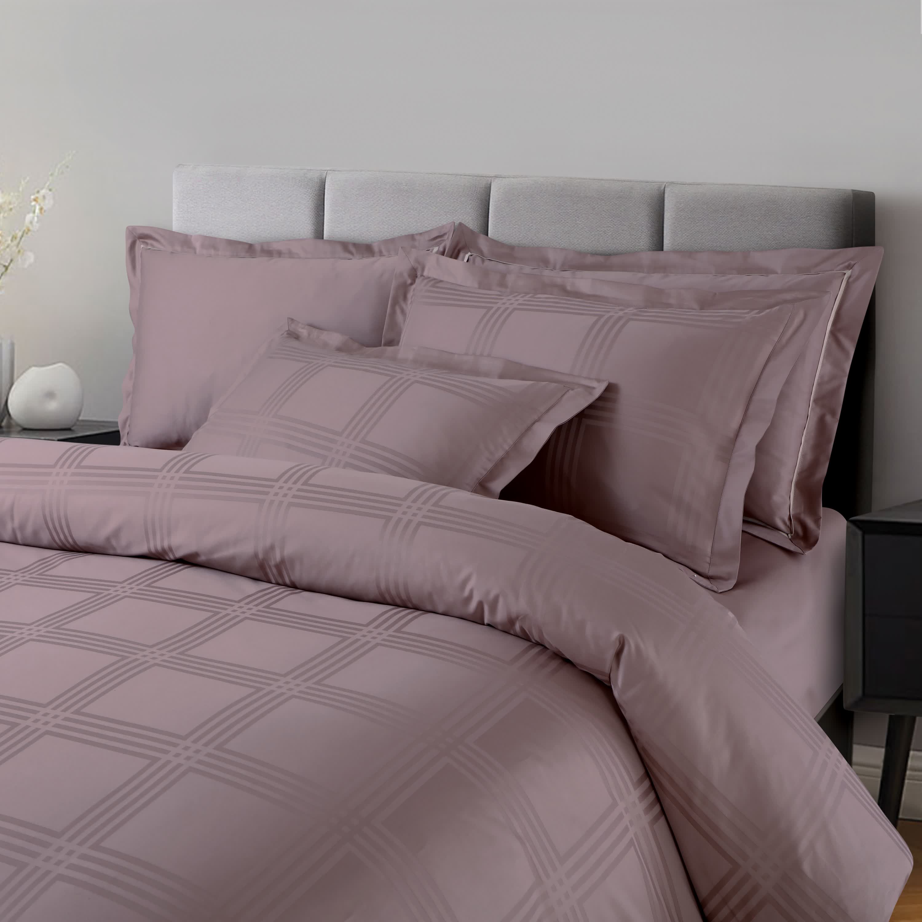 Amalfi Jacquard Duvet Cover Set - Wine