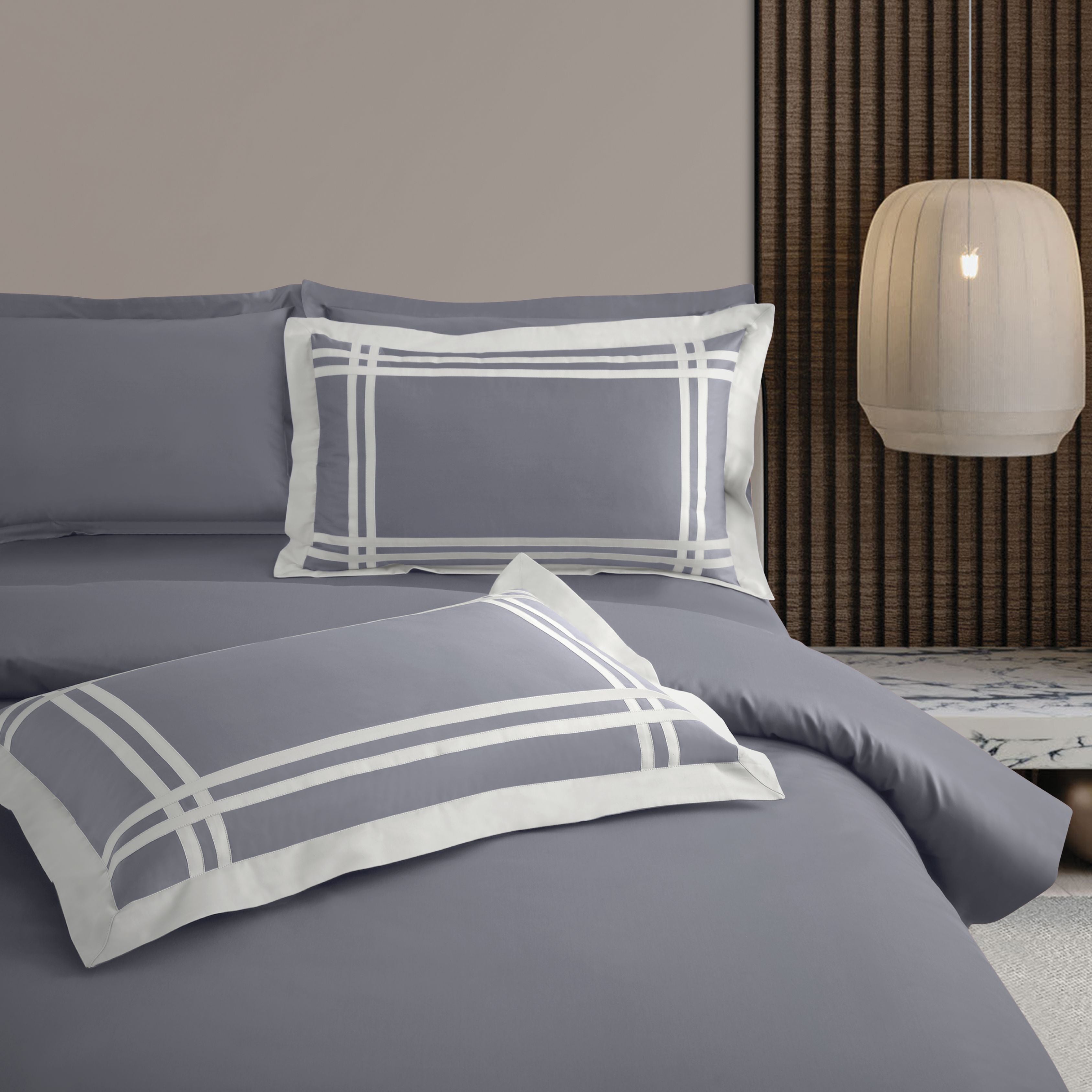 Jacquard King Size Bedsheet with 2 Pillow Covers-Grey