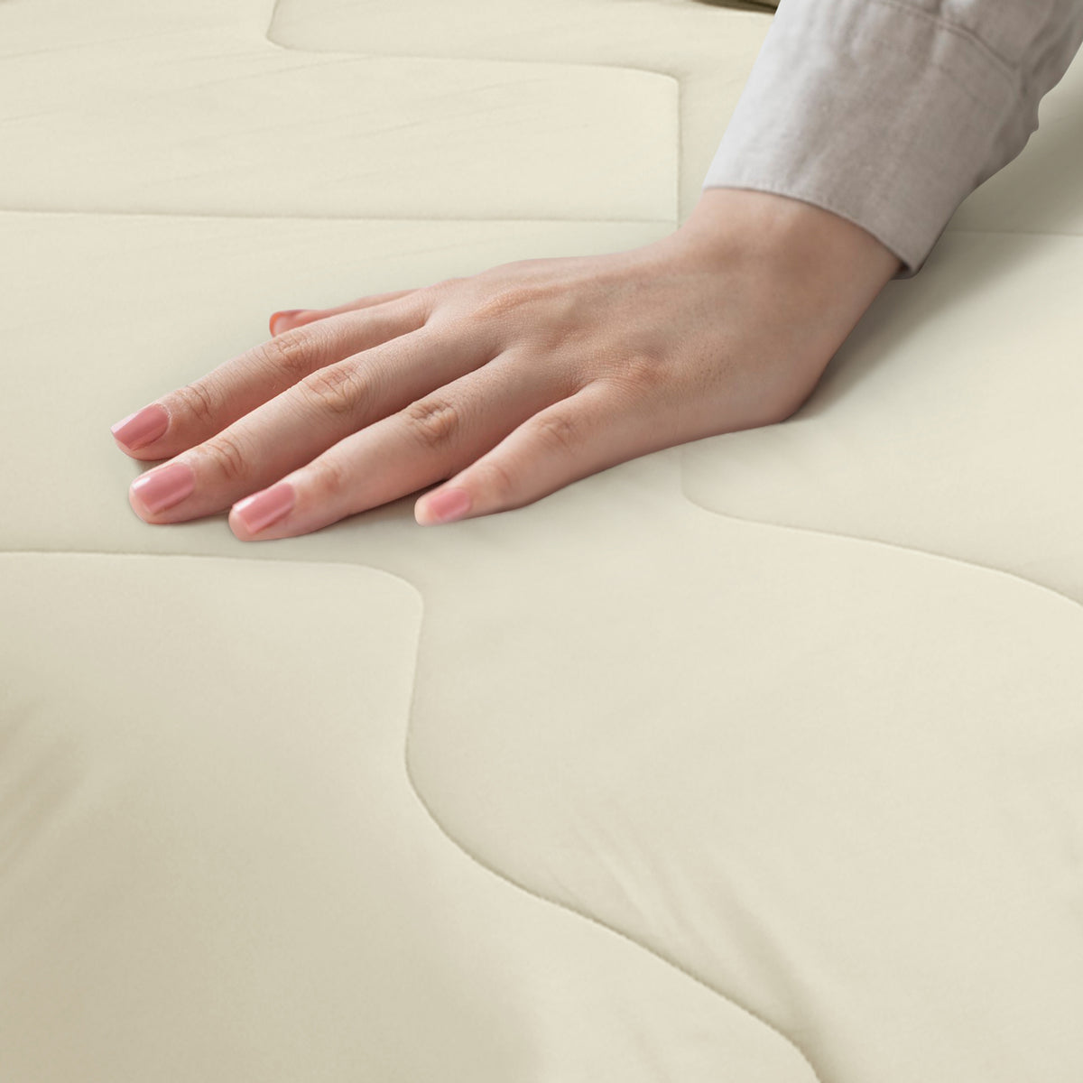 Luxe Single Bed Size Bamboo Comforter-Olive Beige