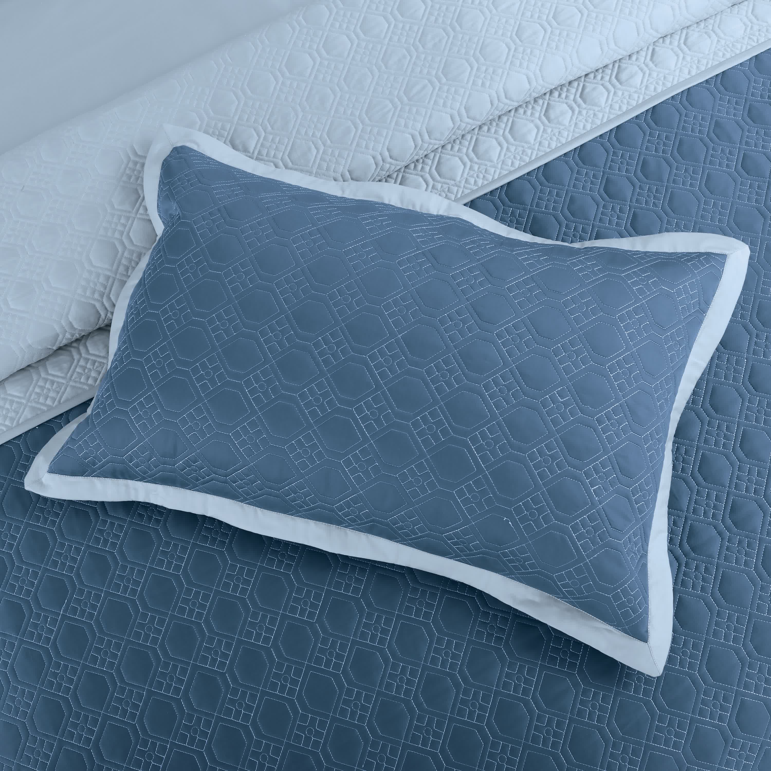 Luxe Reversible Bedspread Set - Blue & Pigeon Blue