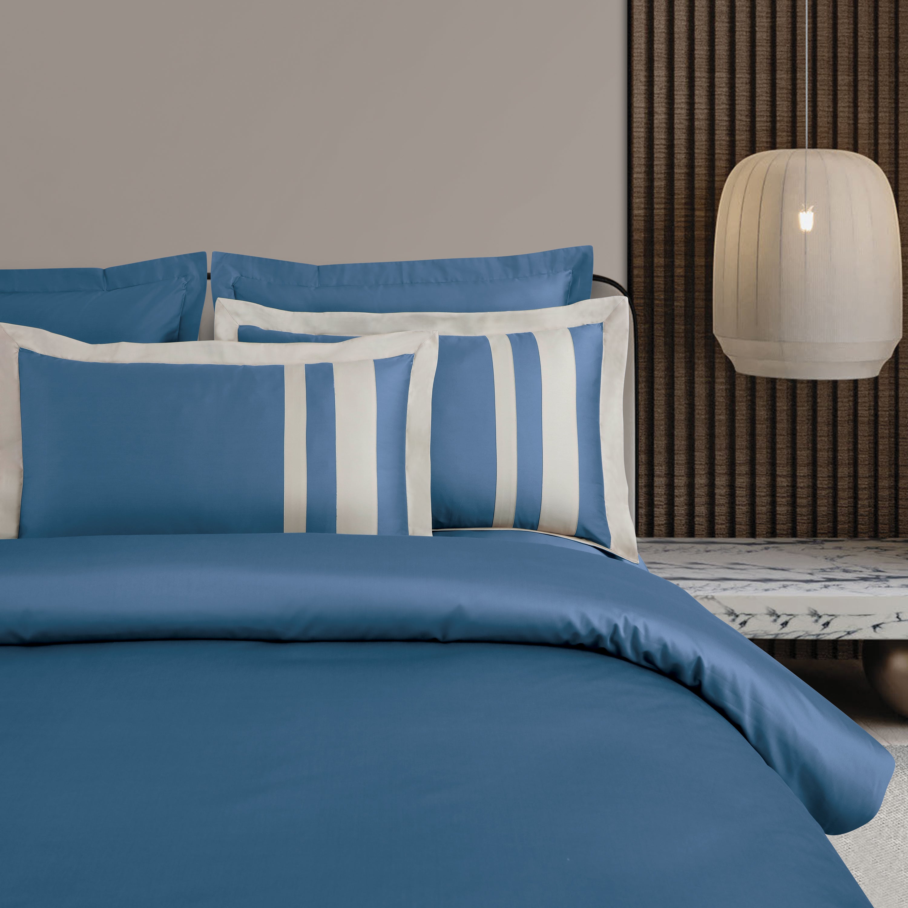 Jacquard King Size Bedsheet with 2 Pillow Covers-Blue