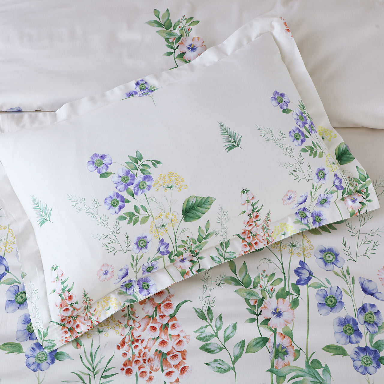 Sion Bedding Collection - White