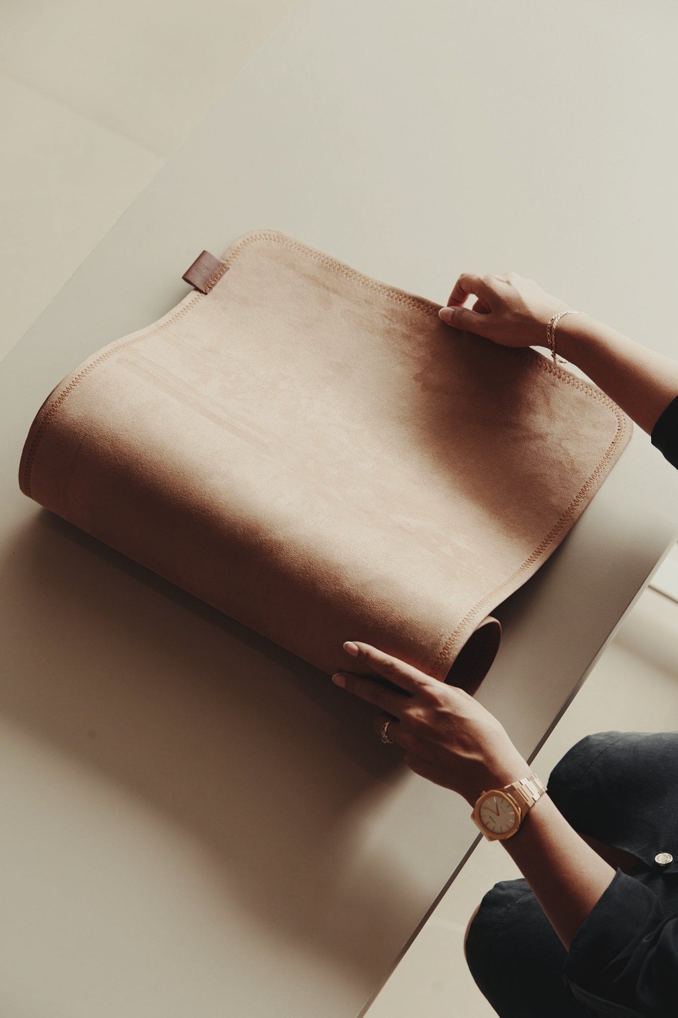 Nooe - Desk Rug - Beige