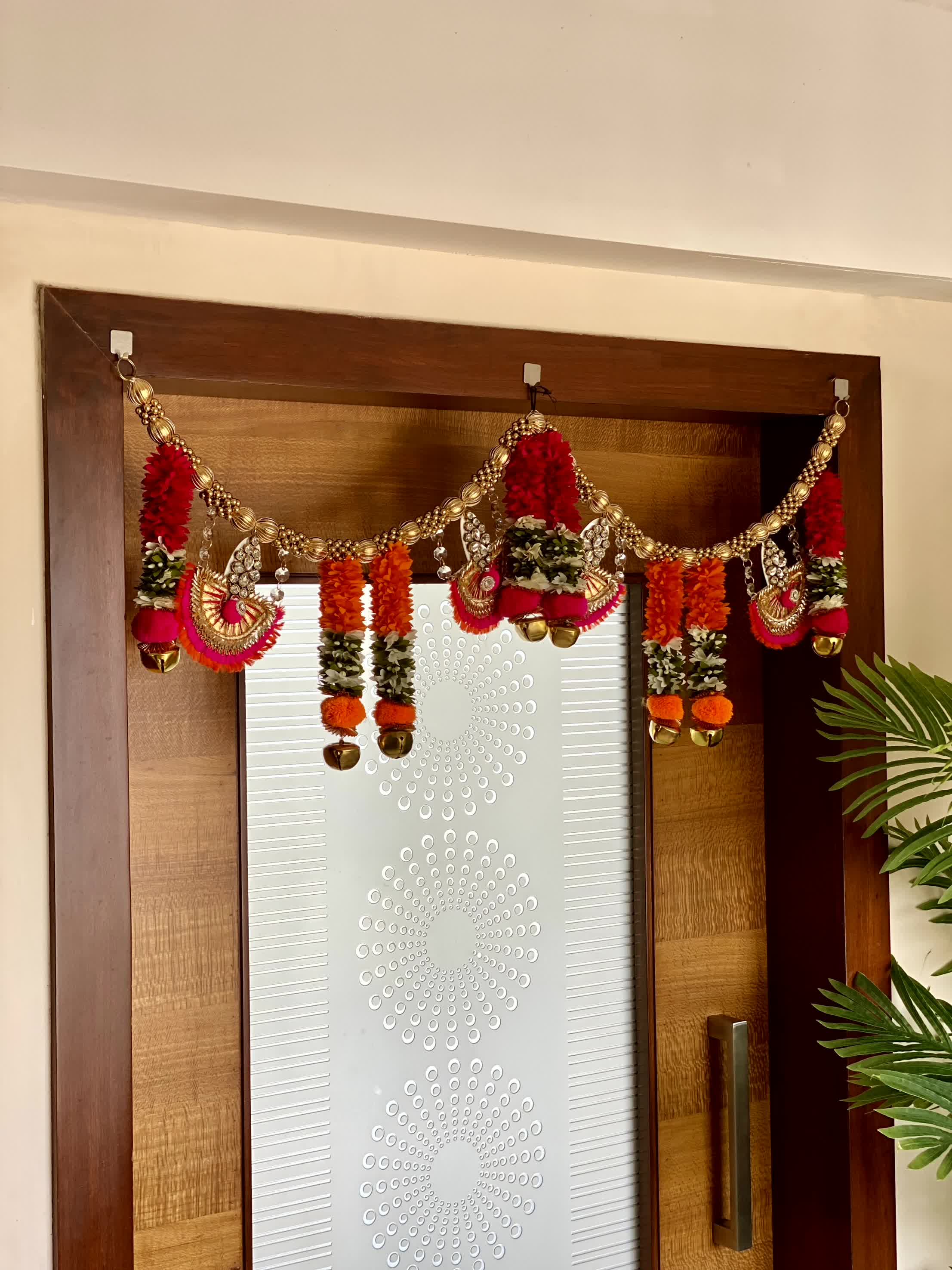 Festive Aura Diya Toran