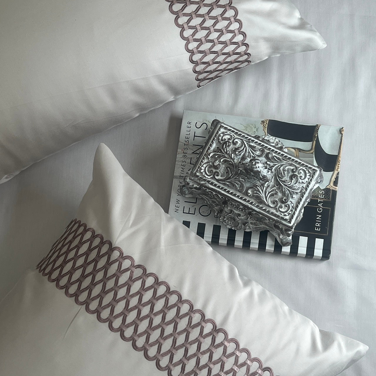 Lisse Ivory Bedsheet Set