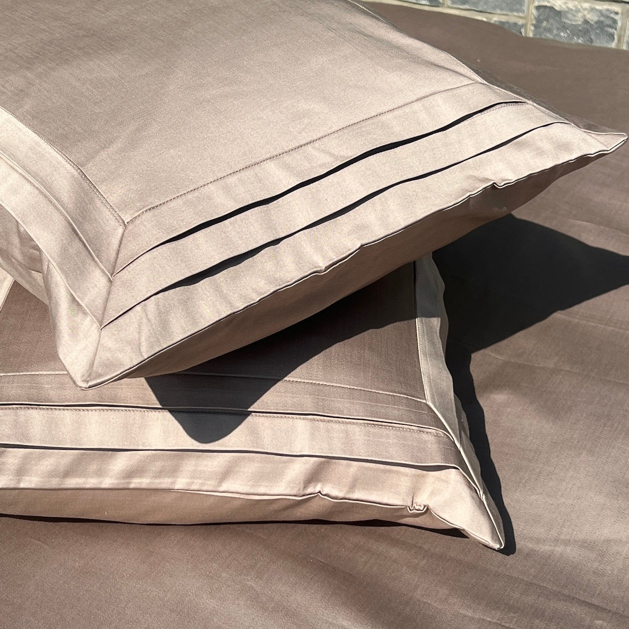 Tri-Pleat Mocha Bedsheet Set